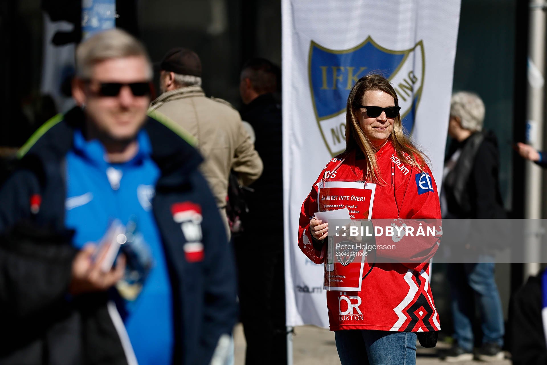 Vita Hästens supporters samlar in pengar för att rädda