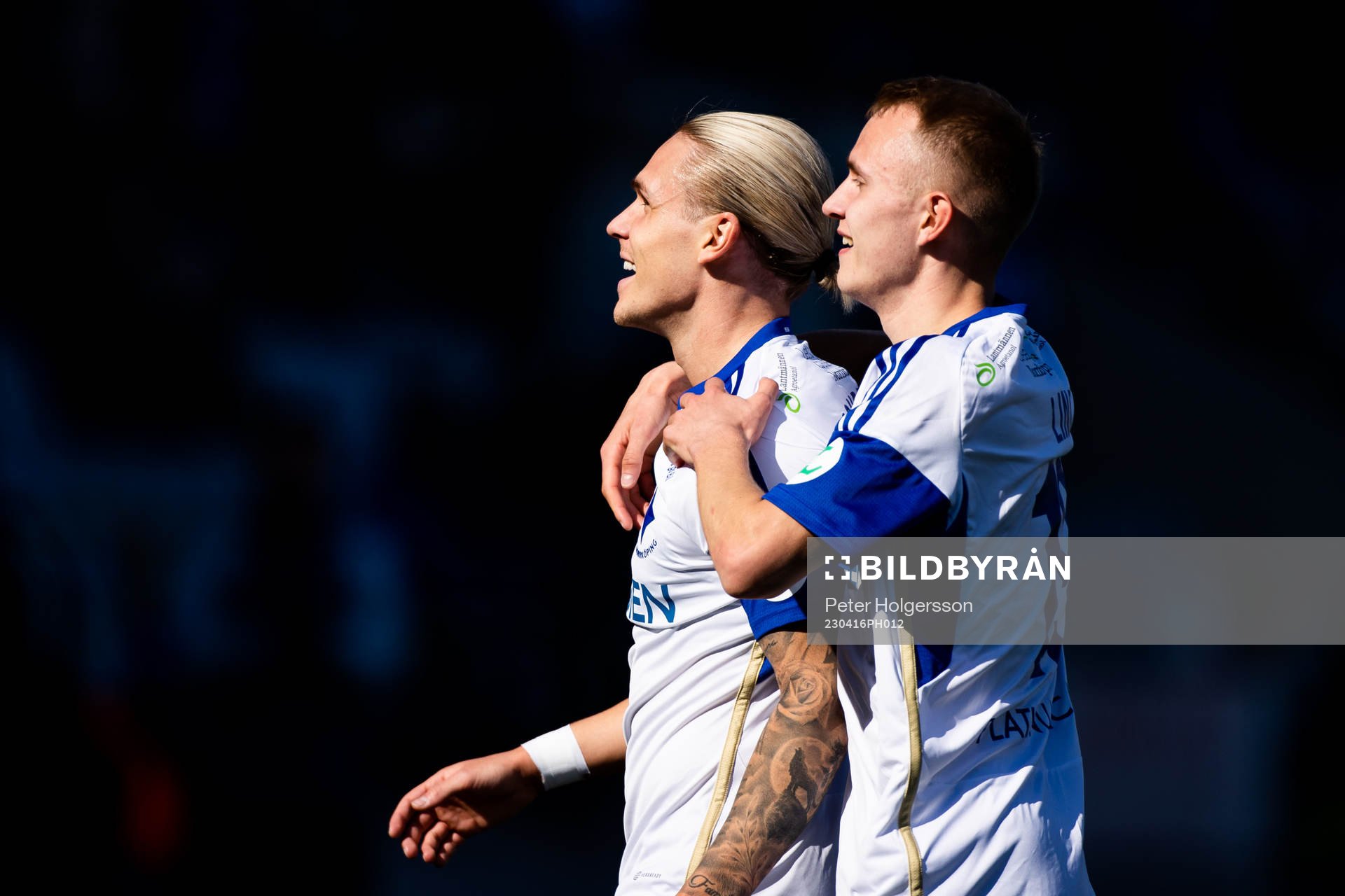 IFK Norrköpings Arnor Sigurdsson har gjort 1-0 och jublar