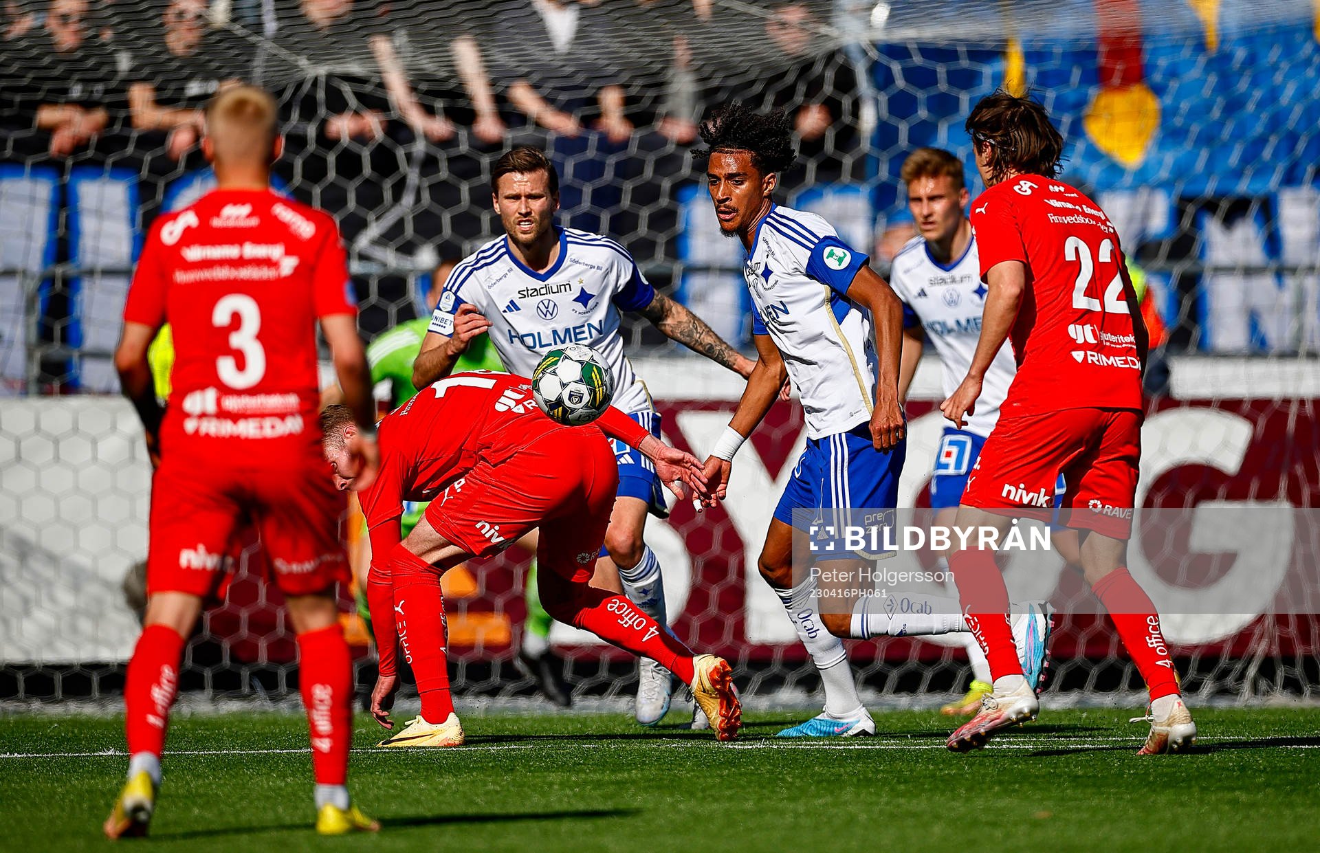 IFK Norrköpings Arnor Traustason och Jesper Ceesay