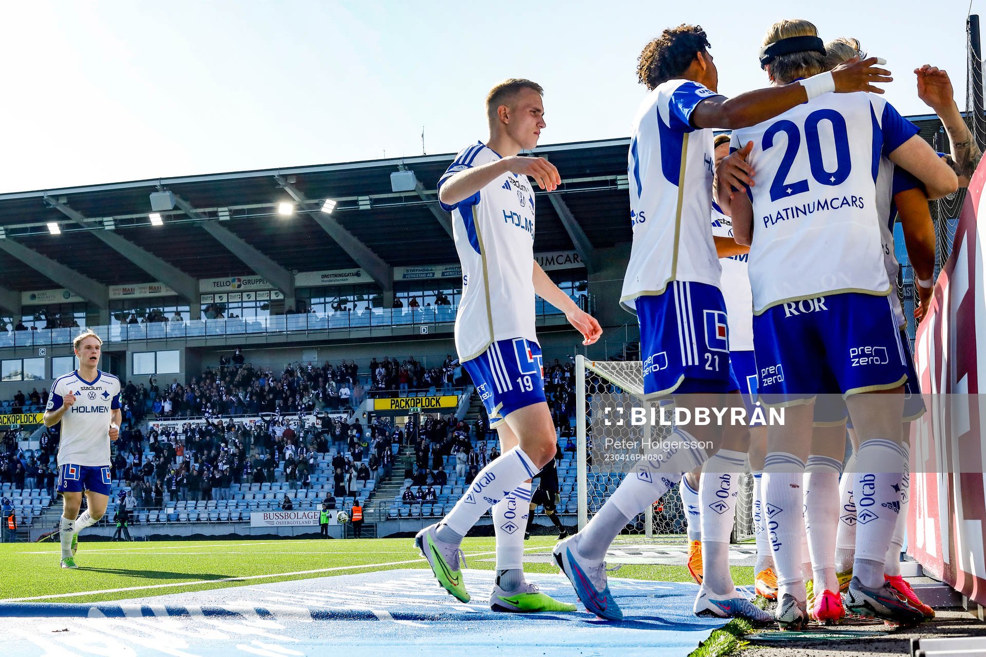IFK Norrköpings spelare jublar