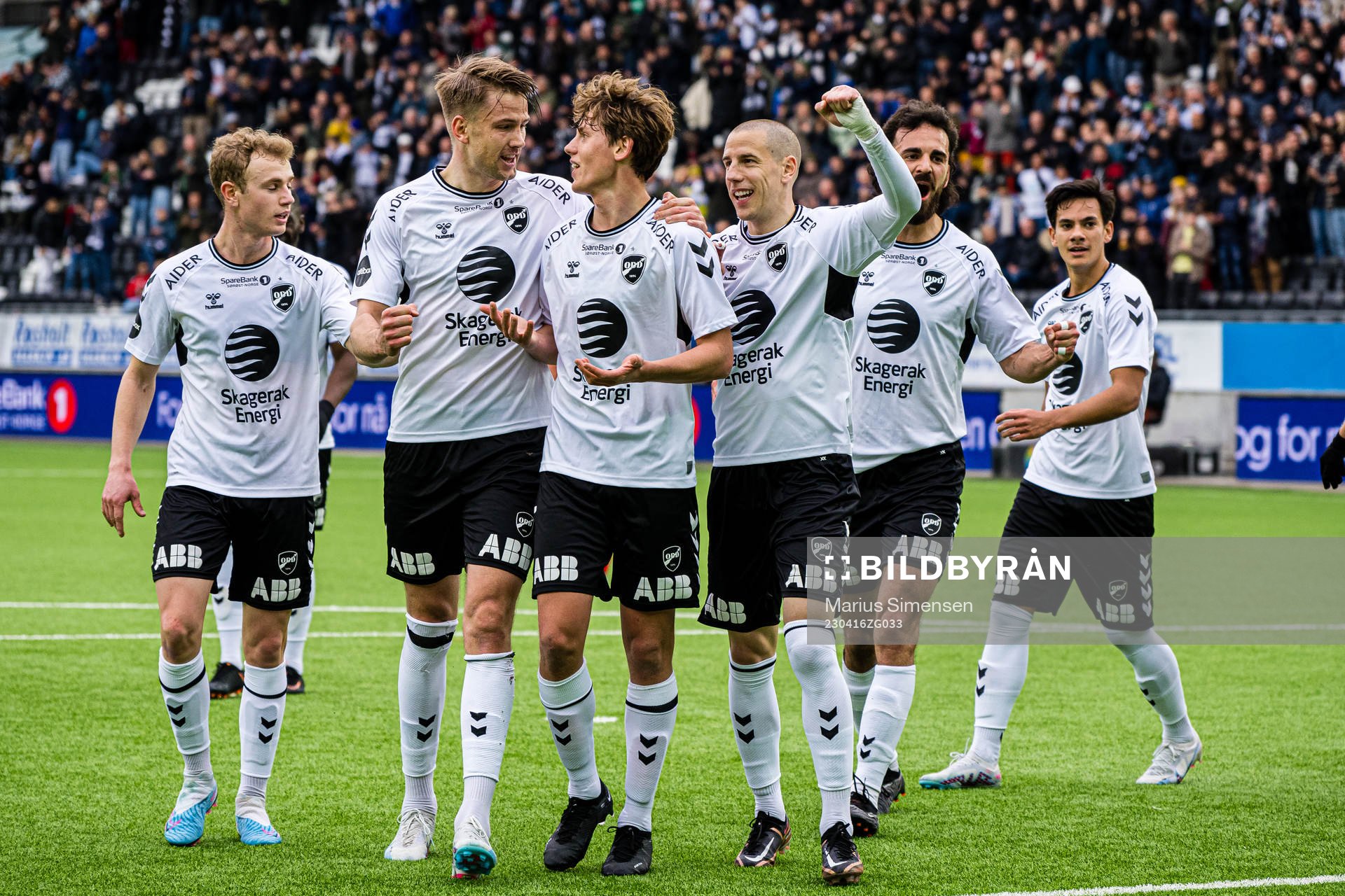 Filip Jørgensen of Odd celebrates