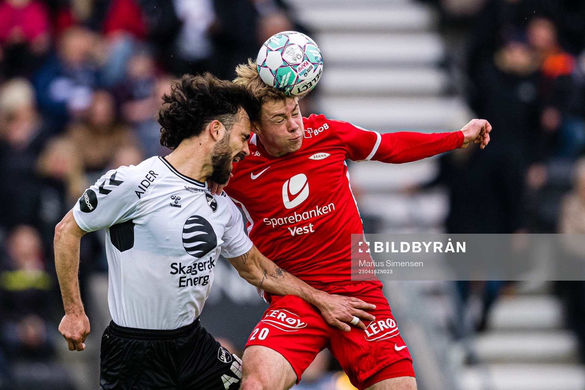 Diogo Tomas of Odd and Aune Heggebø of Brann
