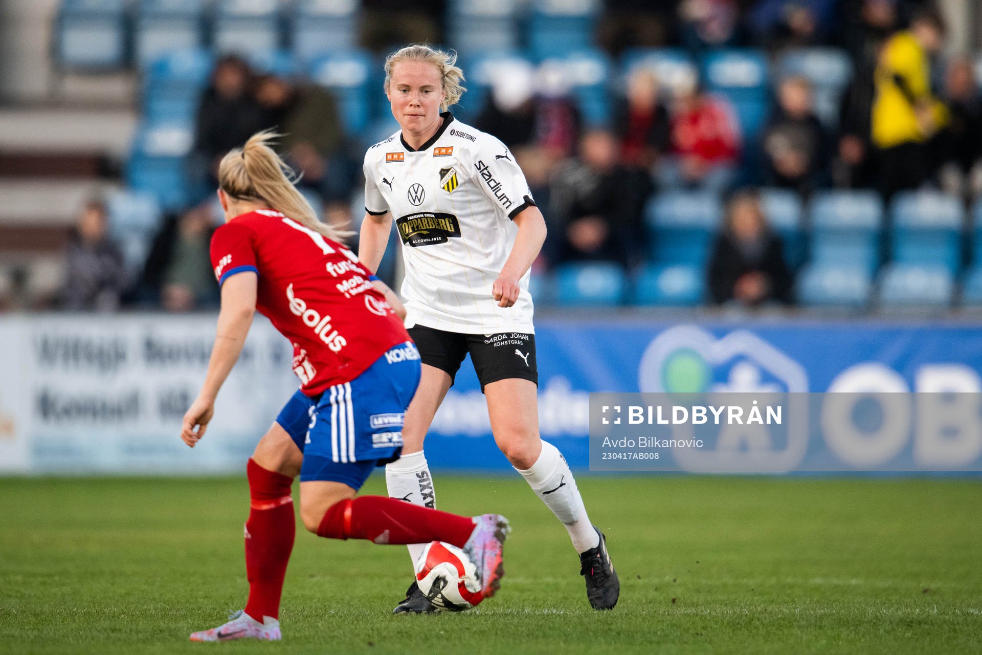 Häckens Julie Blakstad