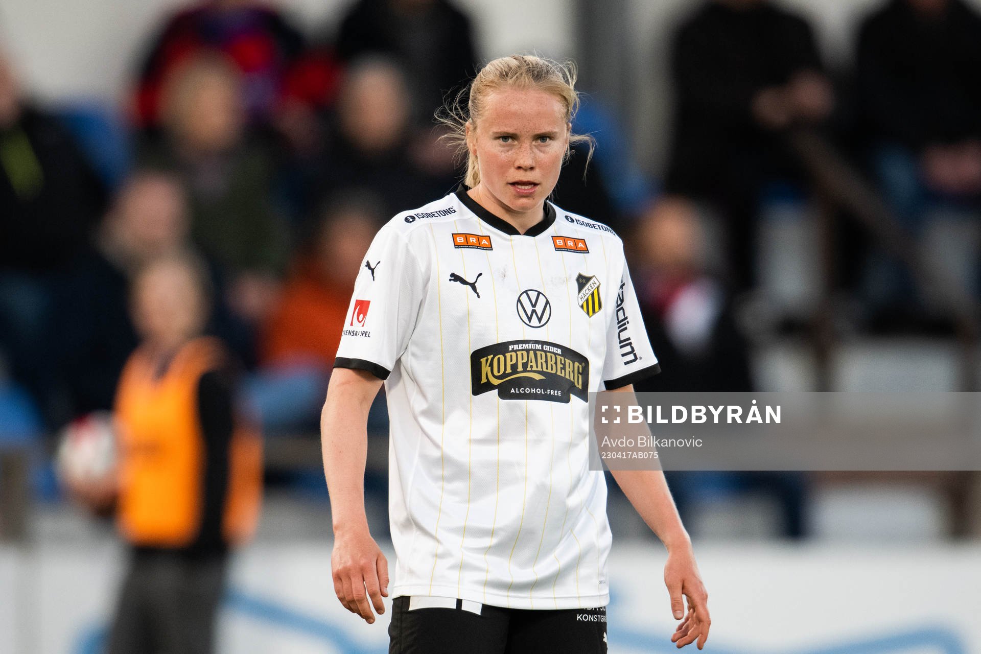 Häckens Julie Blakstad