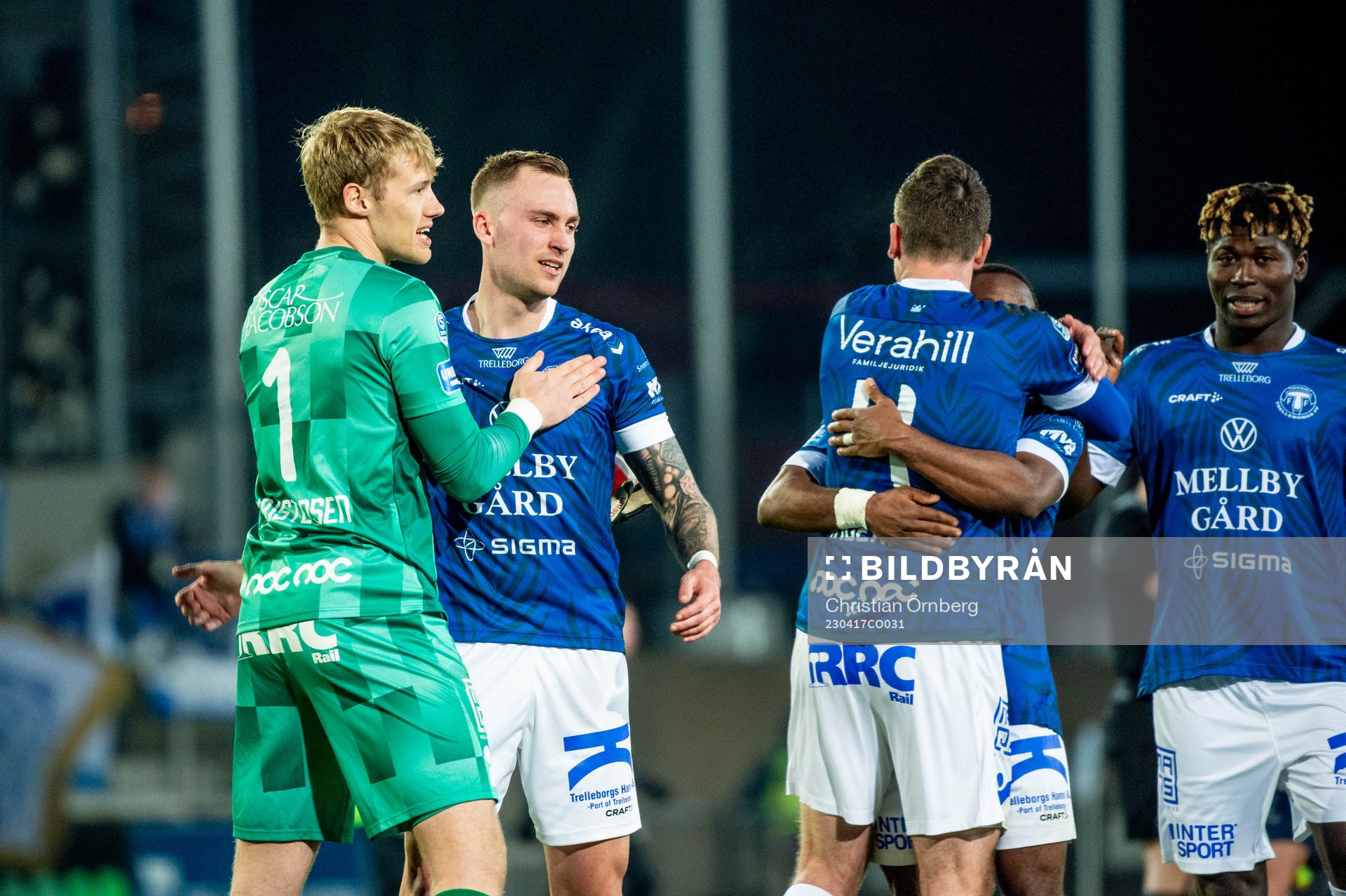 Trelleborgs målvakt Kasper Thiesson Kristensen och Filip