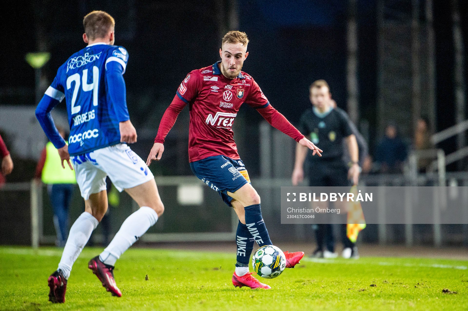 Örgrytes Amel Mujanic mot Trelleborgs Felix Hörberg