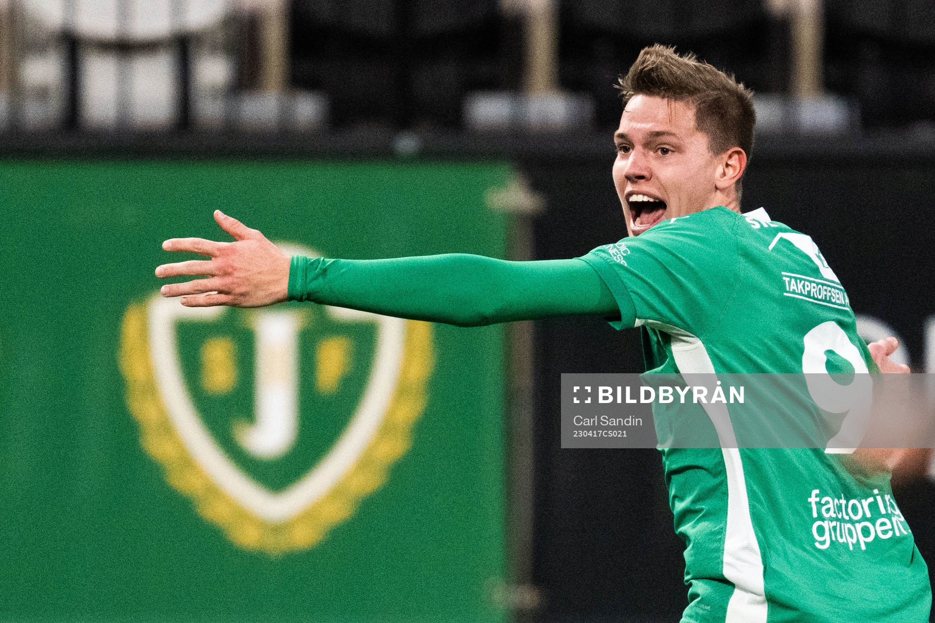 Jönköpings Södras Taylor Silverholt jublar