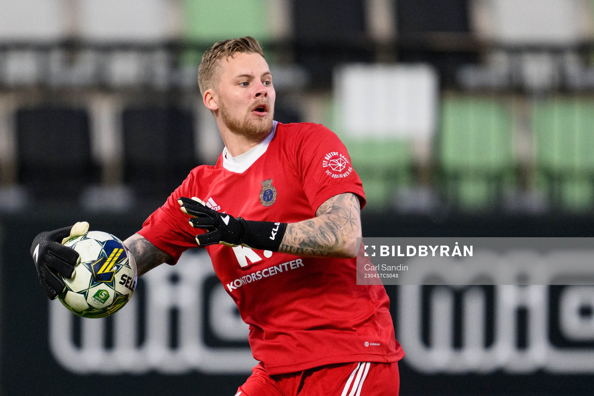 Gefles målvakt Robin Wallinder