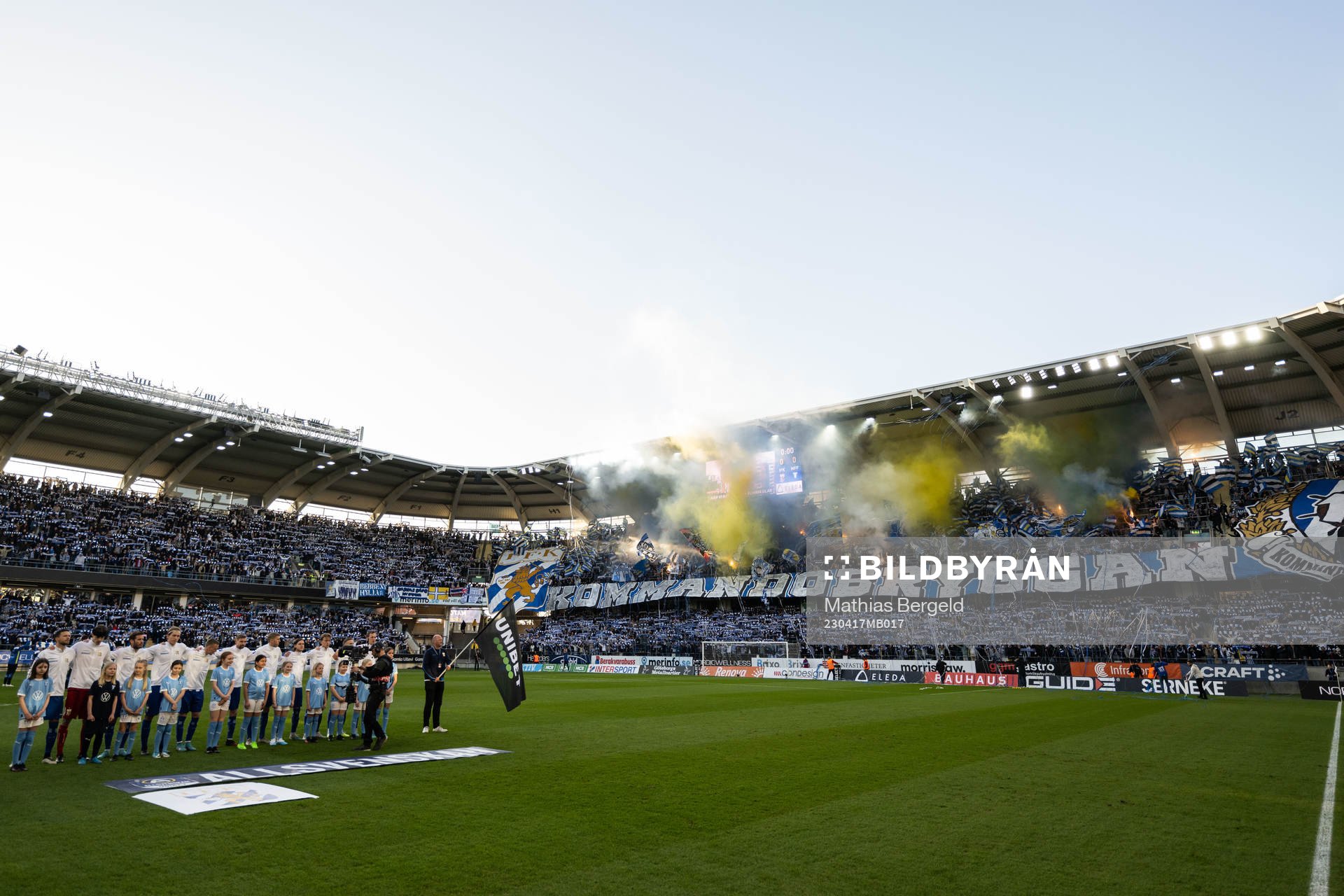 IFK Göteborgs supportrar med tifo