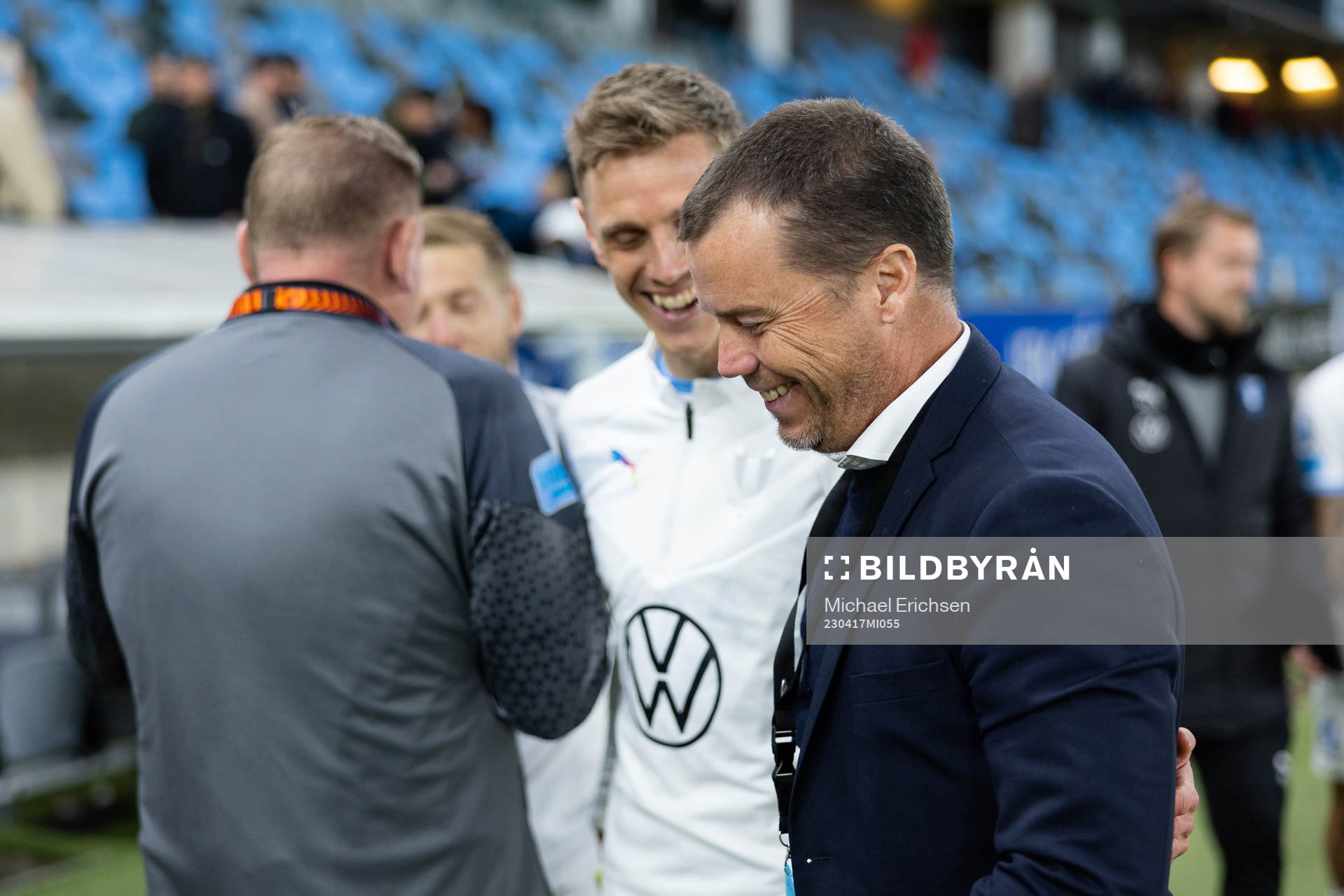 Malmö FFs Søren Rieks och sportchef Daniel Andersson efter fotbollsmatchen i Allsvenskan mellan IFK Göteborg och Malmö FF den 17 april 2023 i Göteborg.