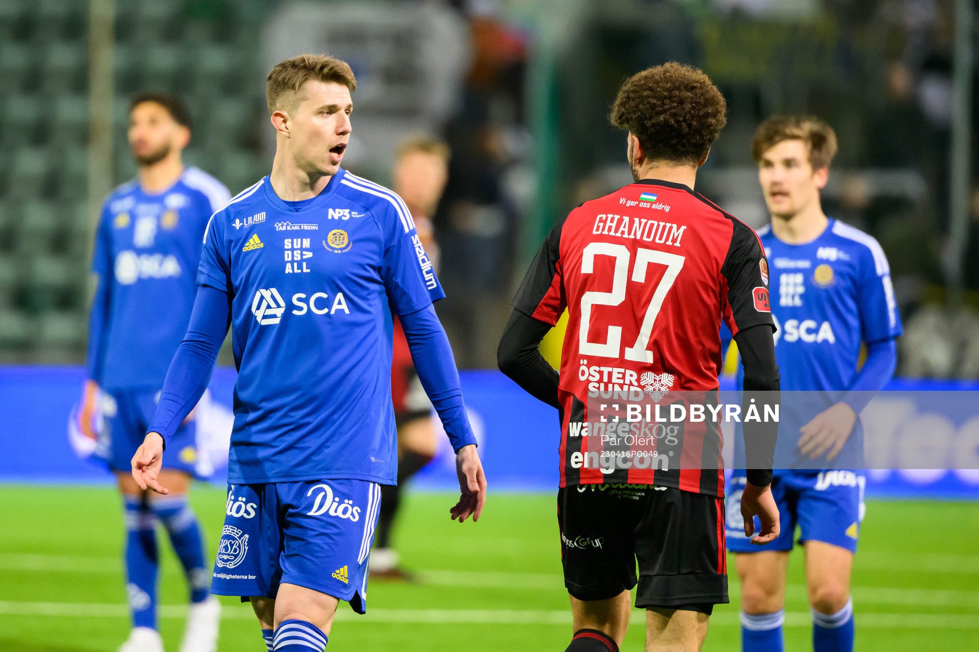 GIF Sundsvalls Fredrik Lundgren och Östersunds Ziad Ghanoum
