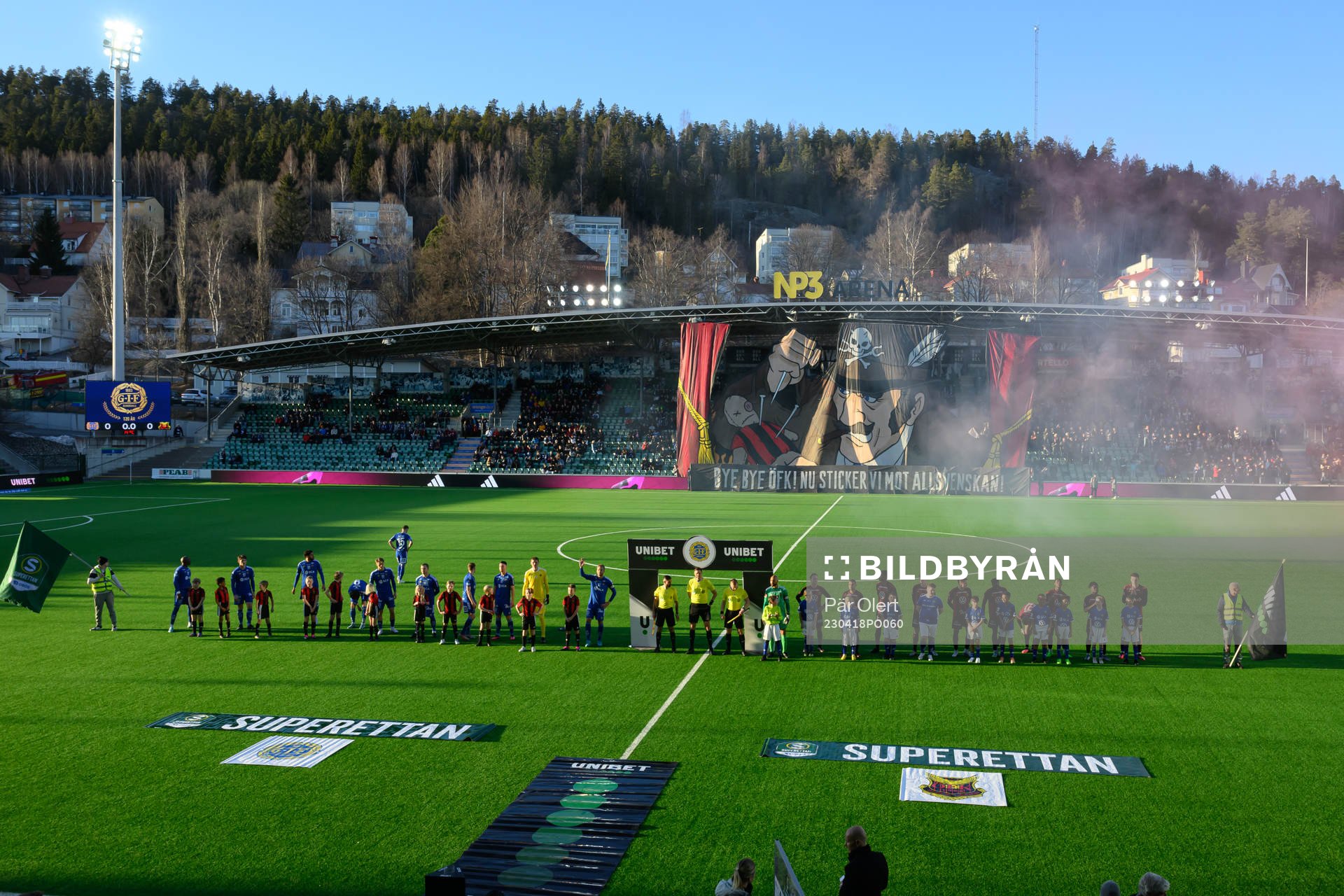 Lagen ställer upp