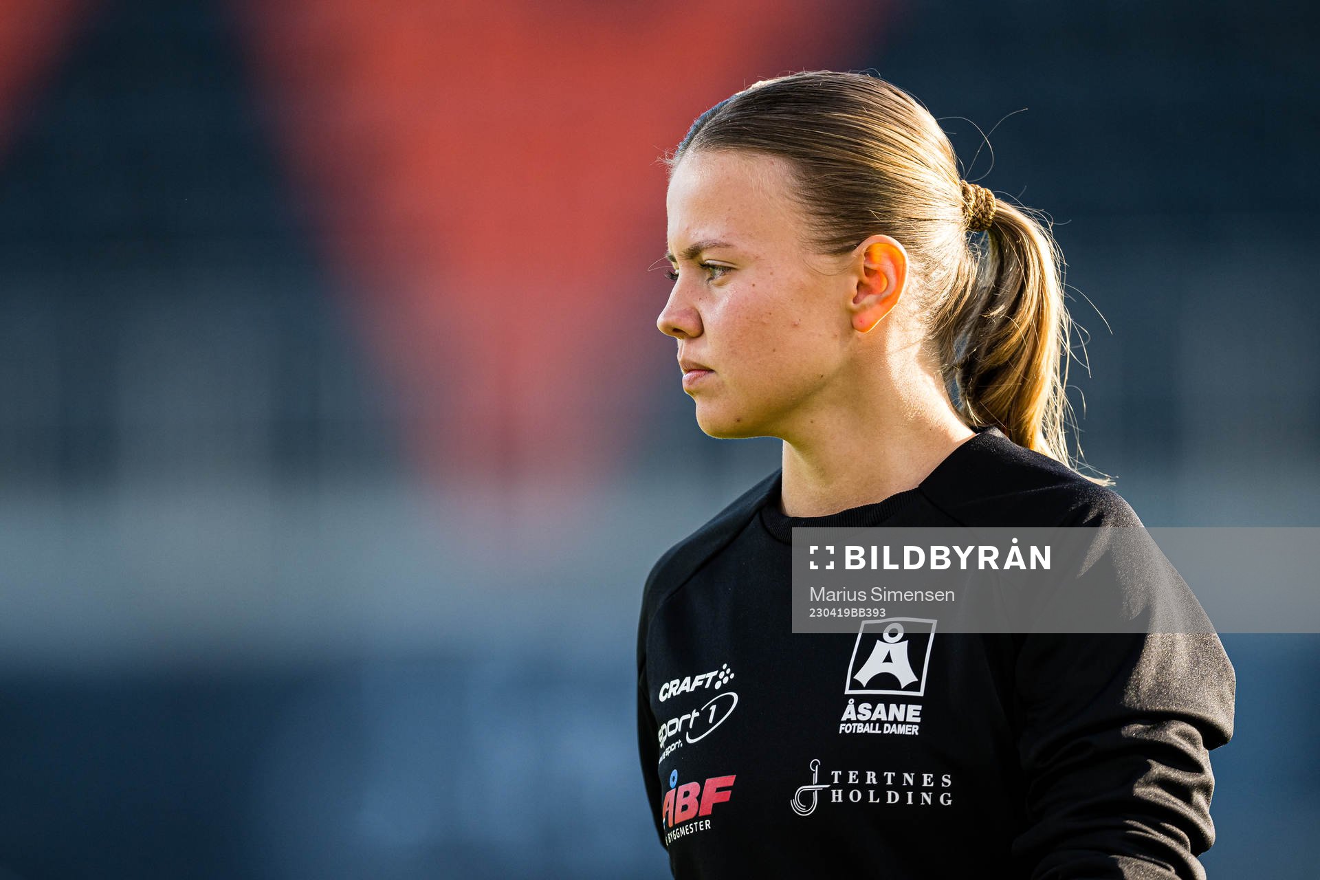 Anette Snørteland Jensen of Åsane warms up ahead of the Toppserien football match between Åsane and Rosenborg on April 19, 2023 in Bergen.