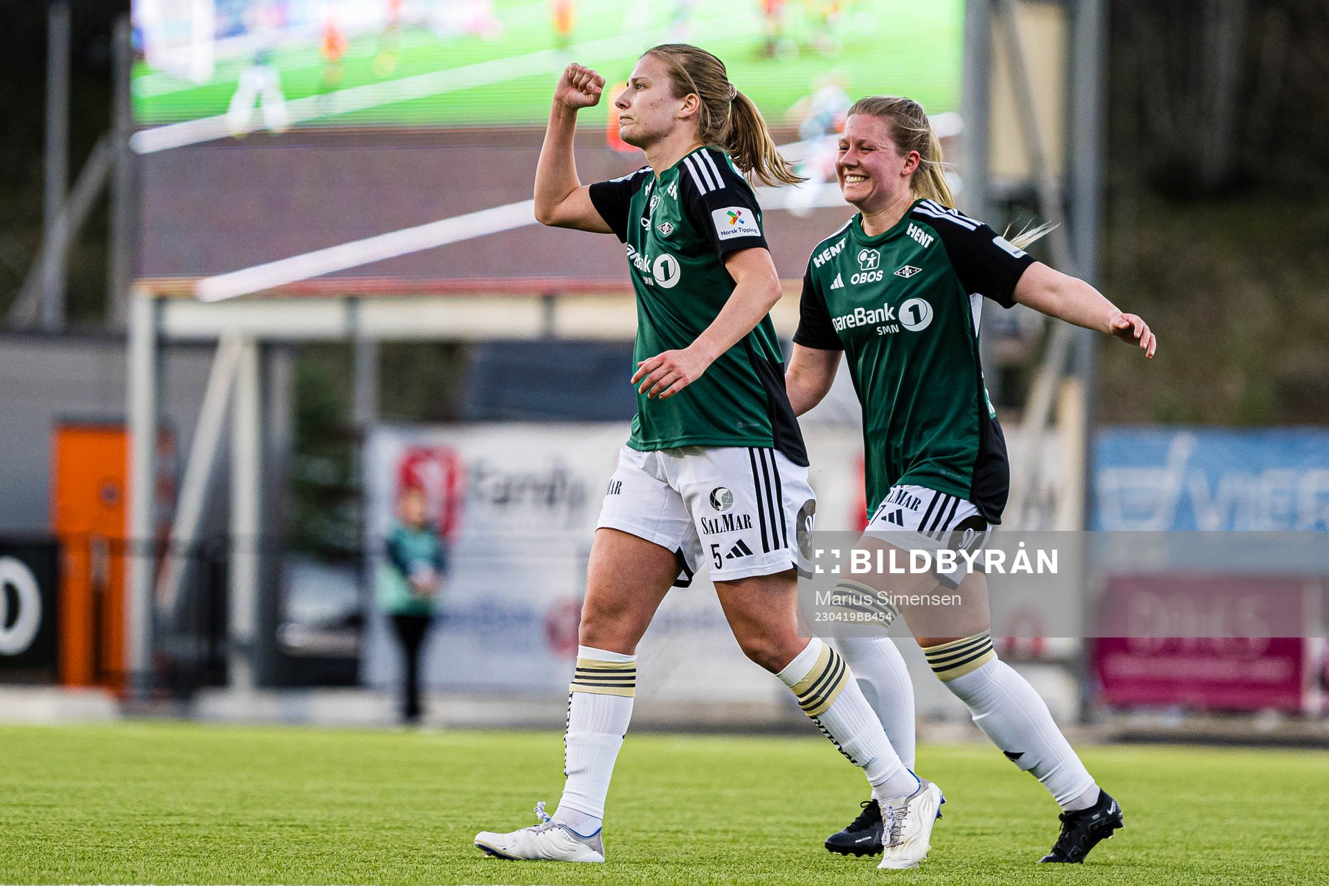 Cesilie Andreassen of Rosenborg celebrates with Selma Sol