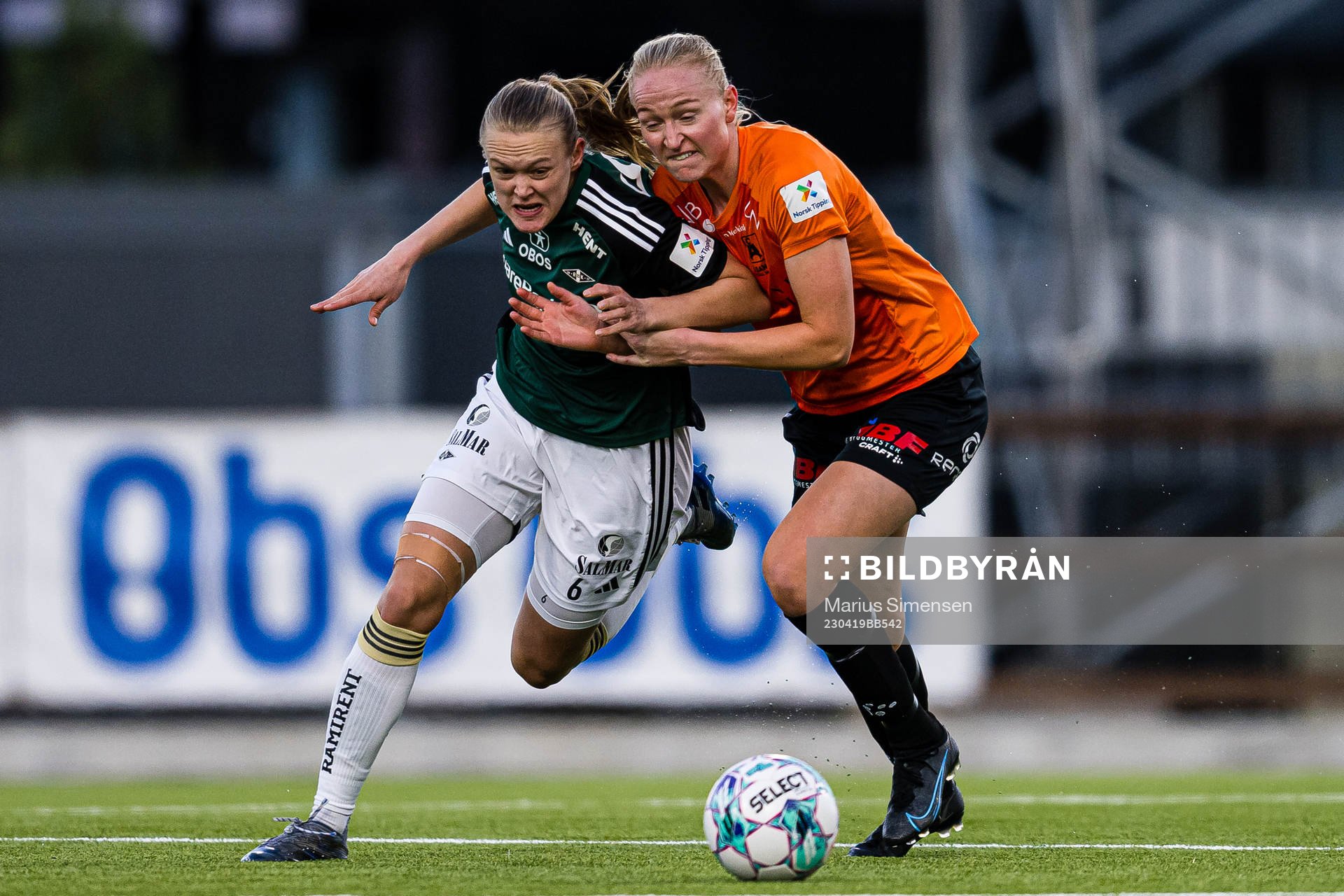 Elin Åhgren Sørum of Rosenborg and Nina Vestbøstad of Åsane during the Toppserien football match between Åsane and Rosenborg on April 19, 2023 in Bergen.