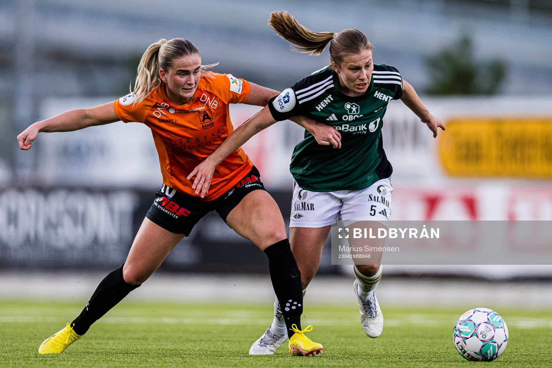 Ida Skaar Kroken of Åsane and Cesilie Andreassen of