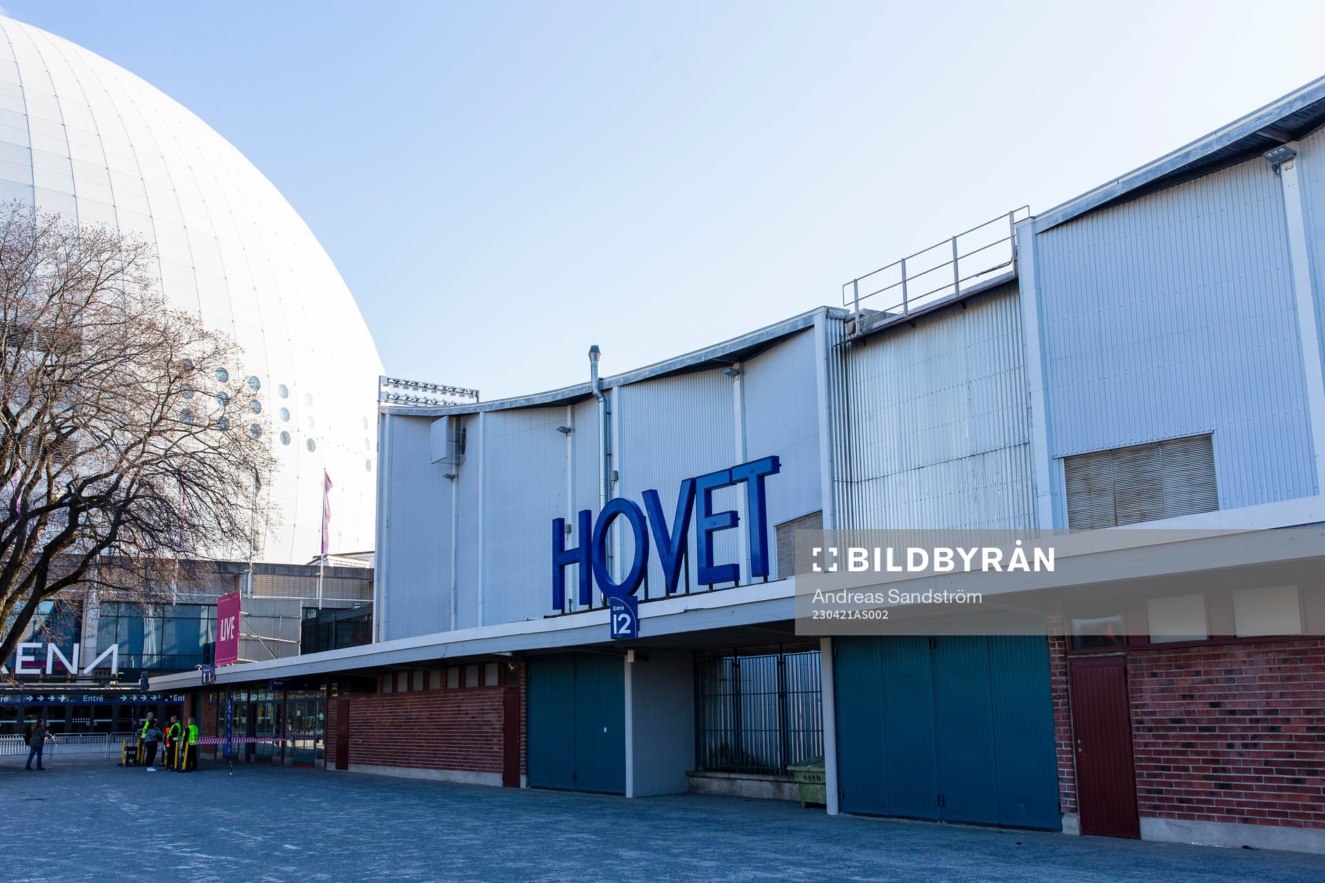 Vy utanför Hovets Isstadion