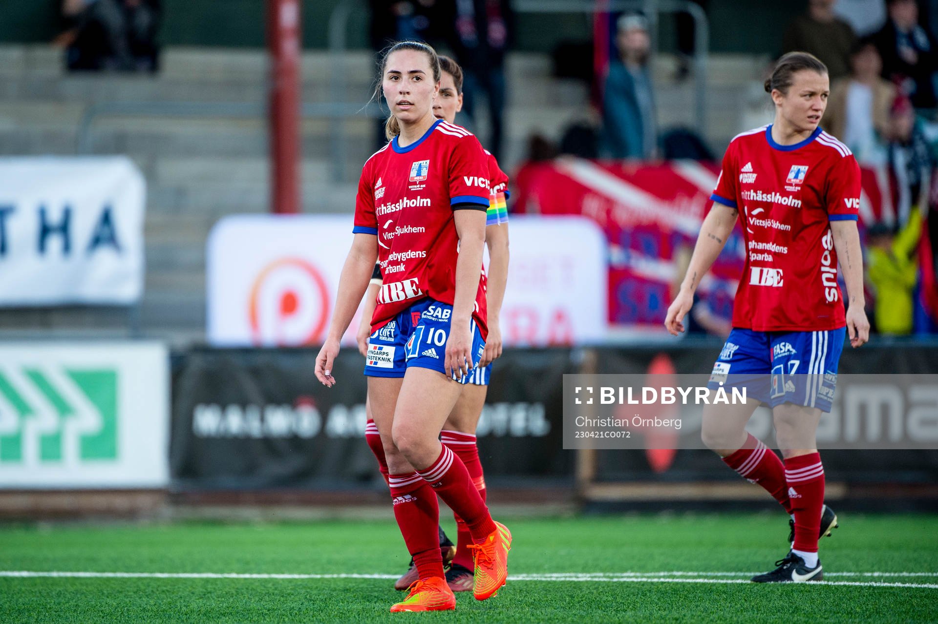 Vittsjös Sarah Stratigakis deppar med lagkamraterna
