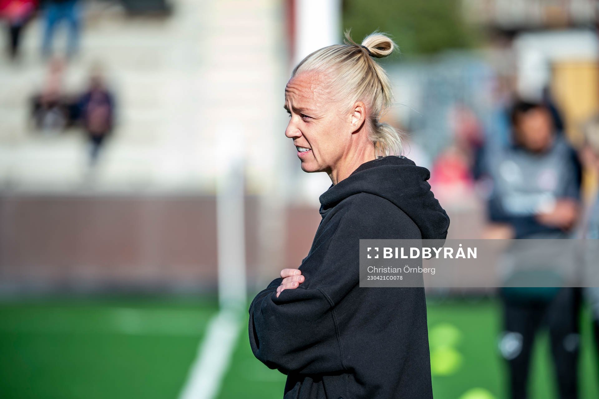 FC Rosengårds skadade Caroline Seger innan fotbollsmatchen