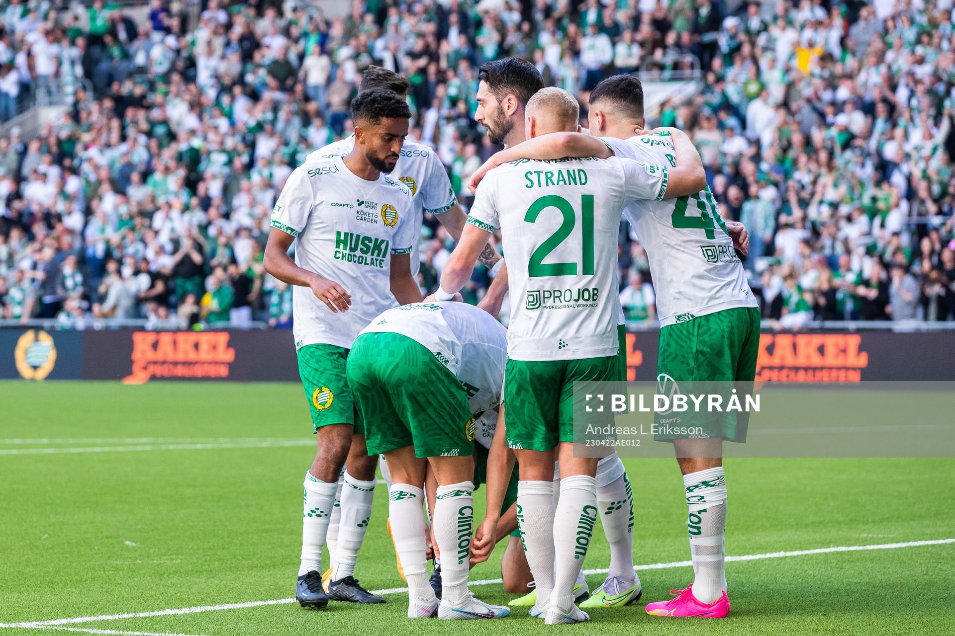 Hammarbys spelare jublar