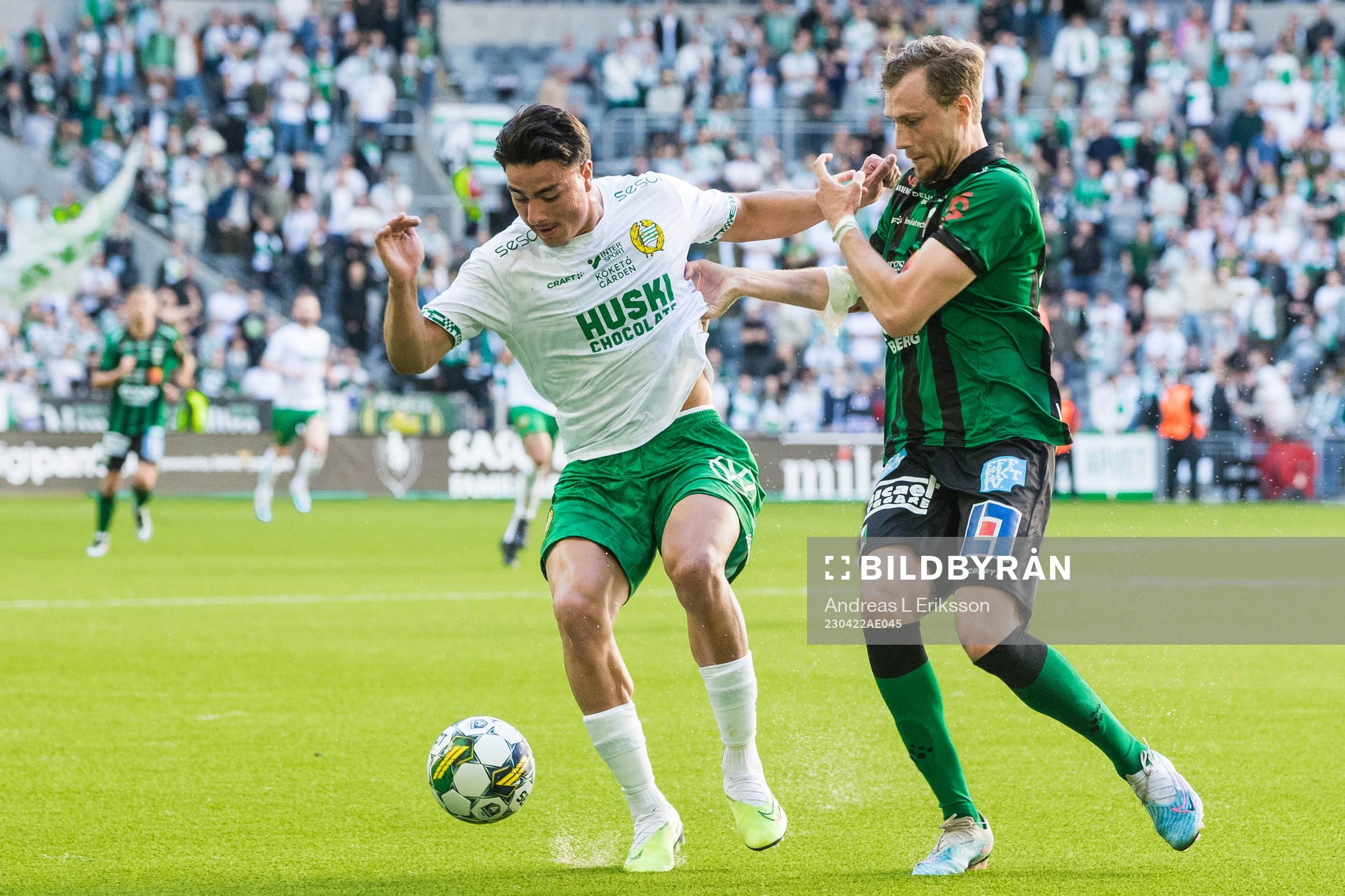 Hammarbys Jusef Erabi och Varbergs Niklas Dahlström