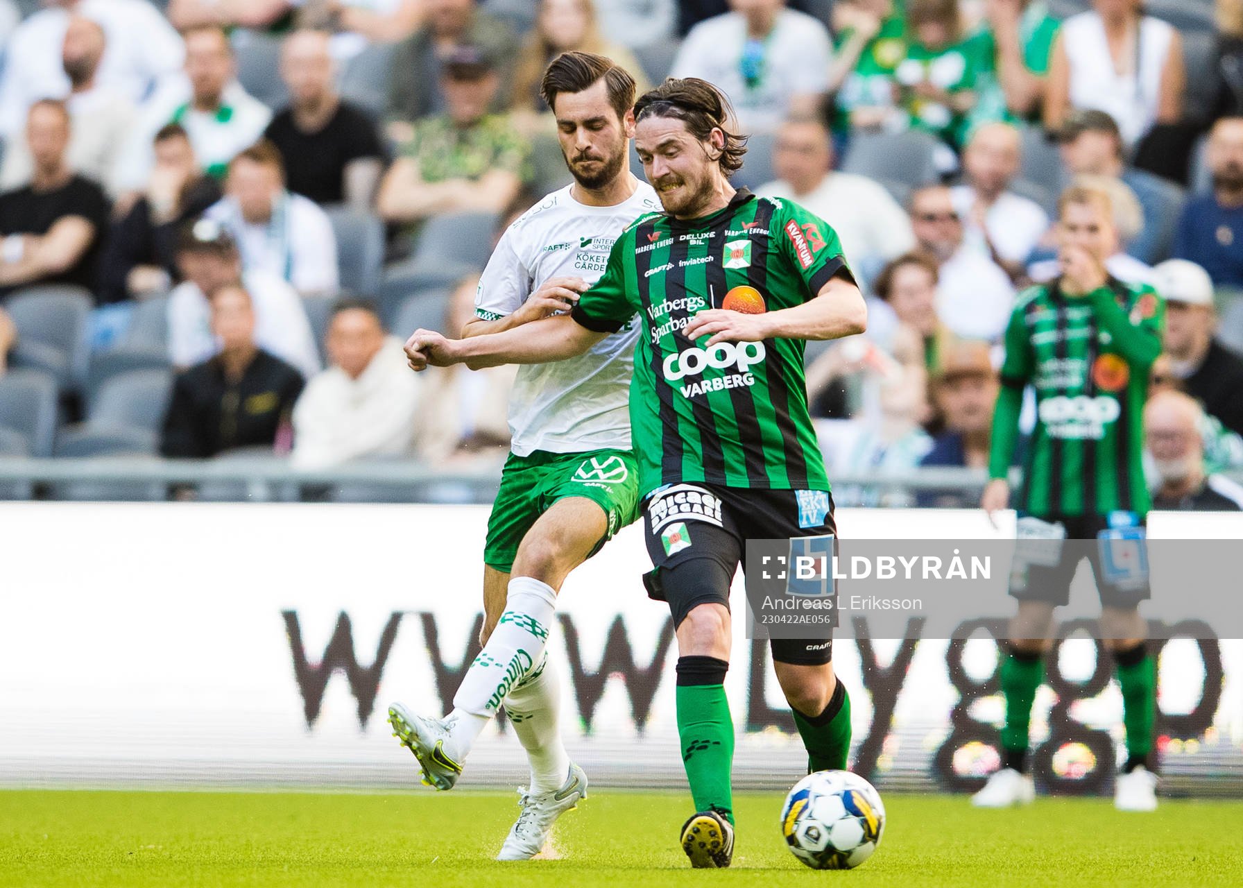 Hammarbys Adi Nalic och Varbergs Robin Tranberg