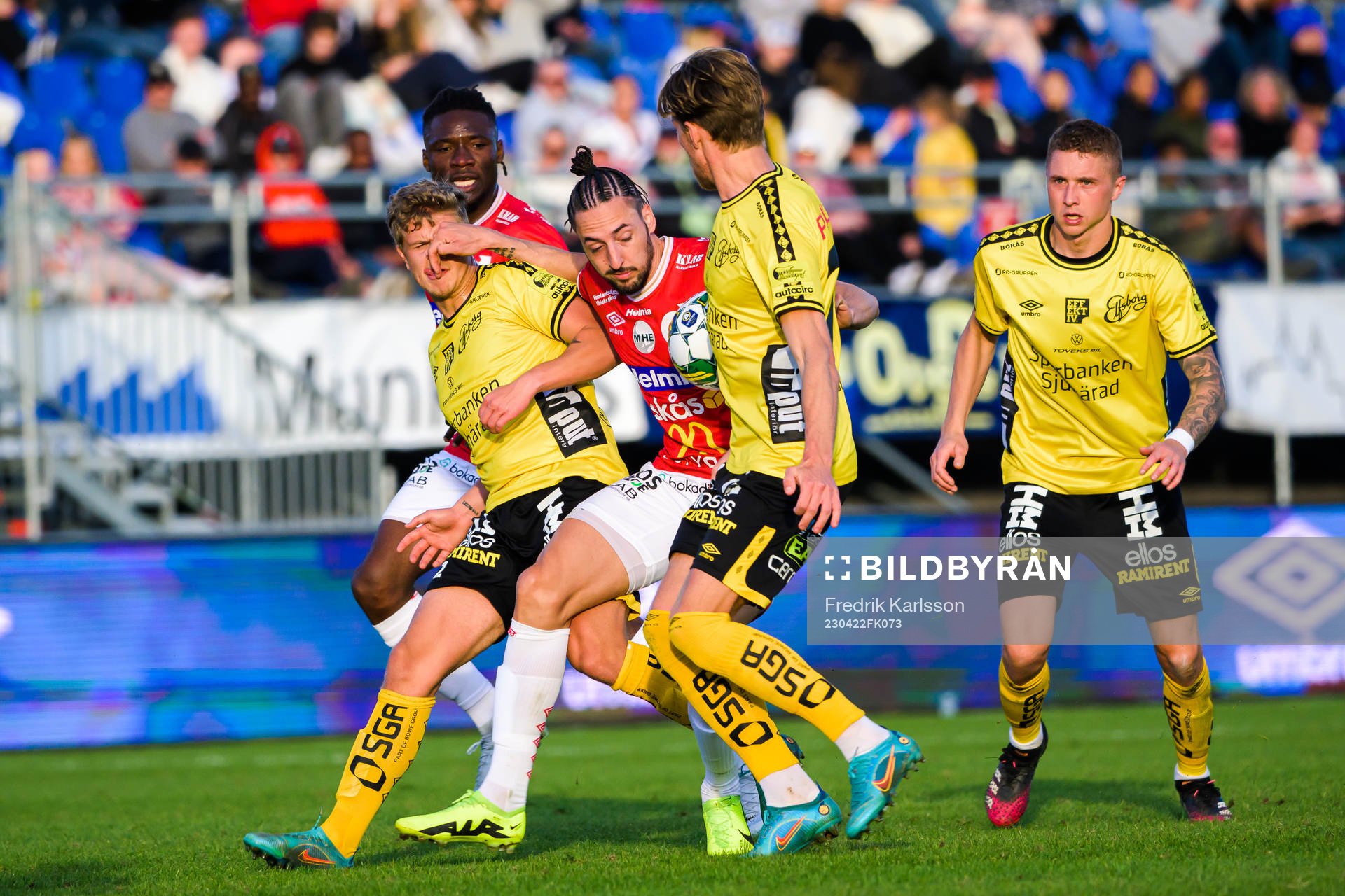 Elfsborgs Kevin Holmen och Degerfors Dijan Vukojevic