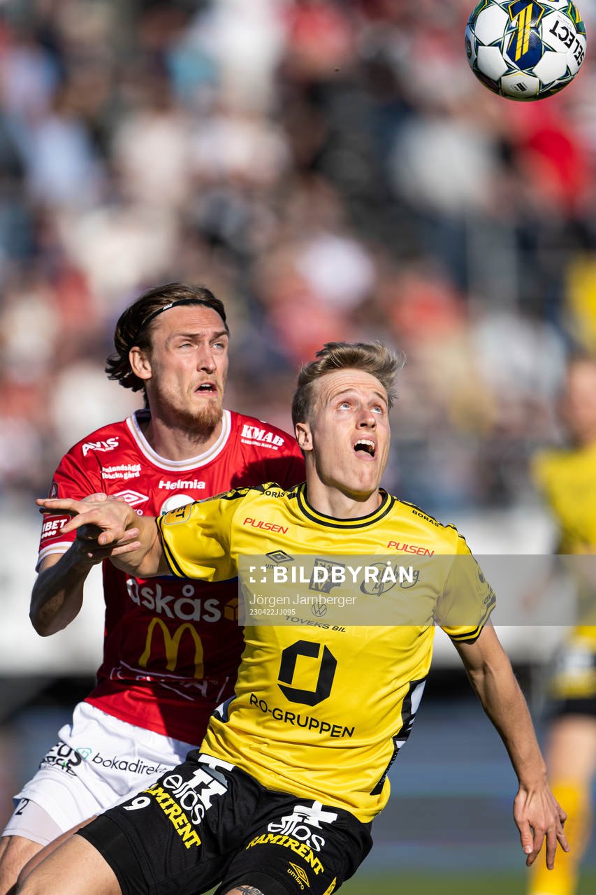 Degerfors Gustav Granath och Elfsborgs Jeppe Møldrup Okkels
