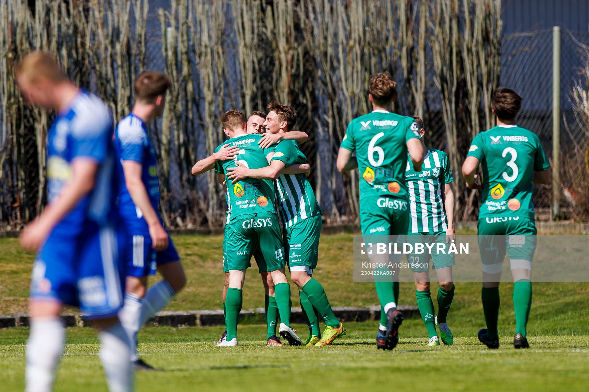 Vinbergs spelare jublar