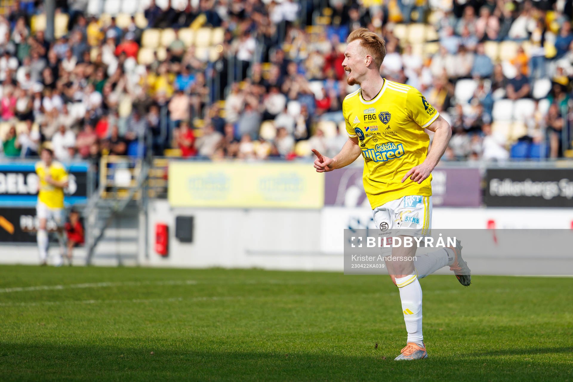 Falkenbergs Linus Borgström jublar