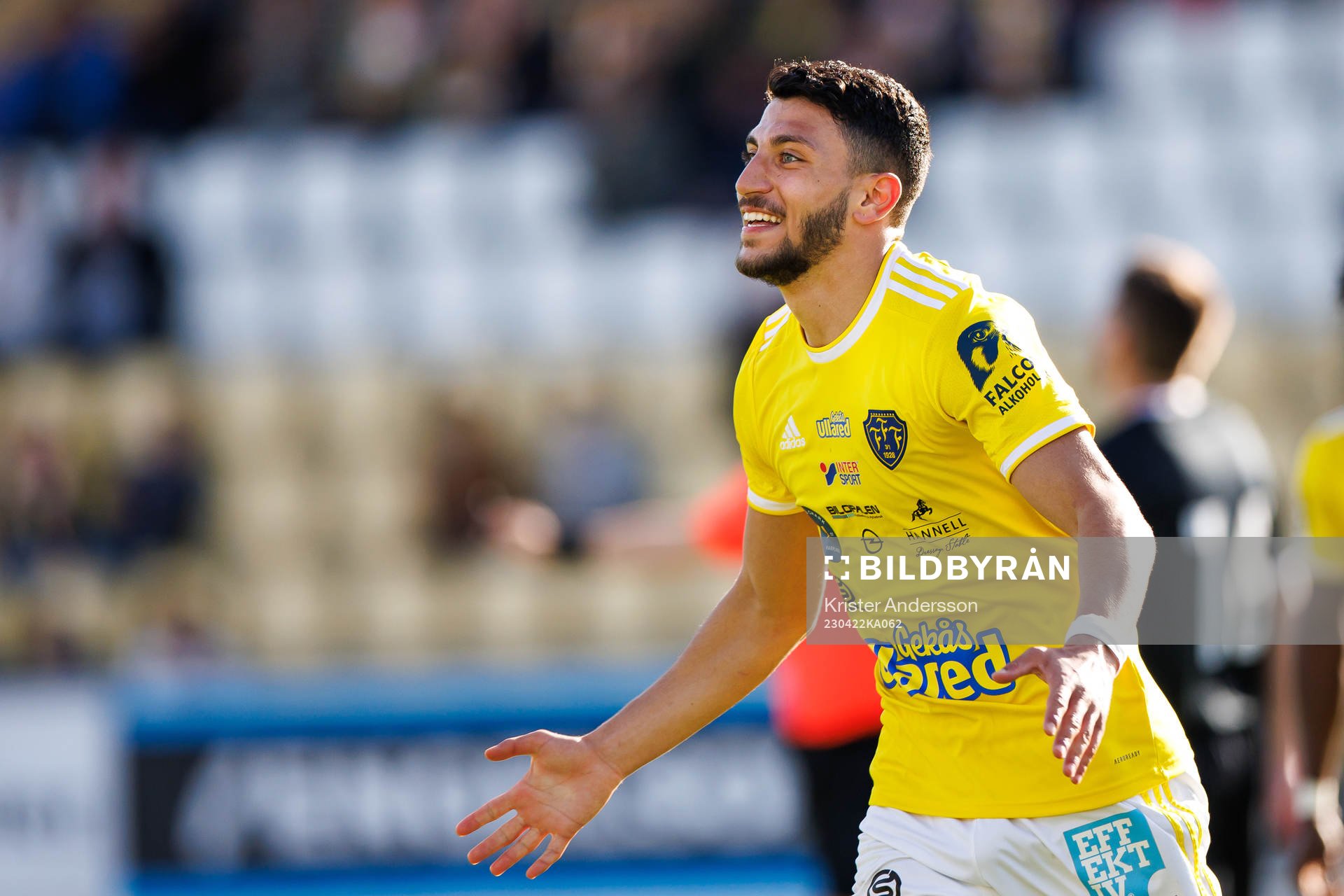 Falkenbergs Leonardo Farah Shahin jublar