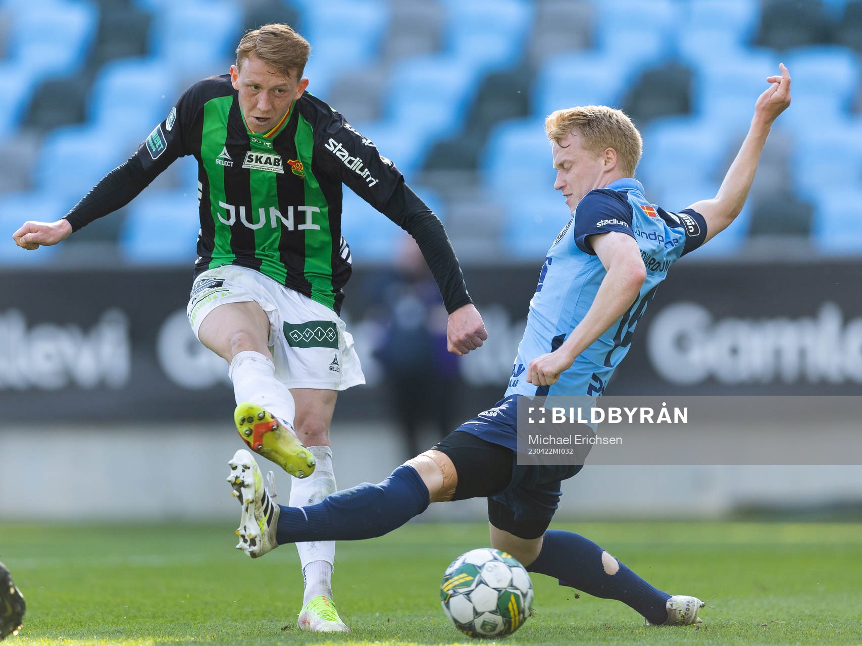 GAIS Julius Lindberg och Landskronas David Edvardsson