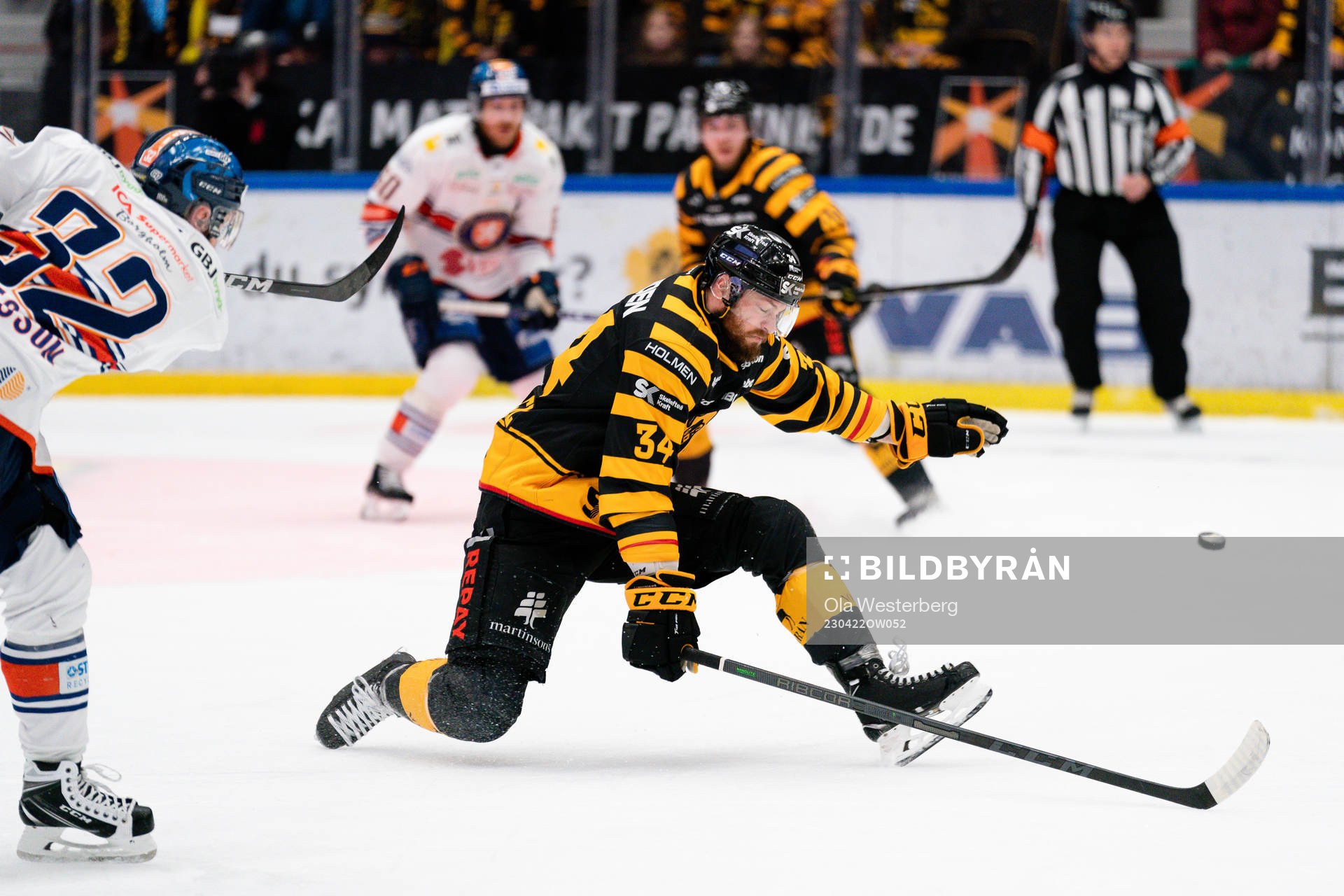 Växjös Lukas Bengtsson och Skellefteås Tom Kühnhackl