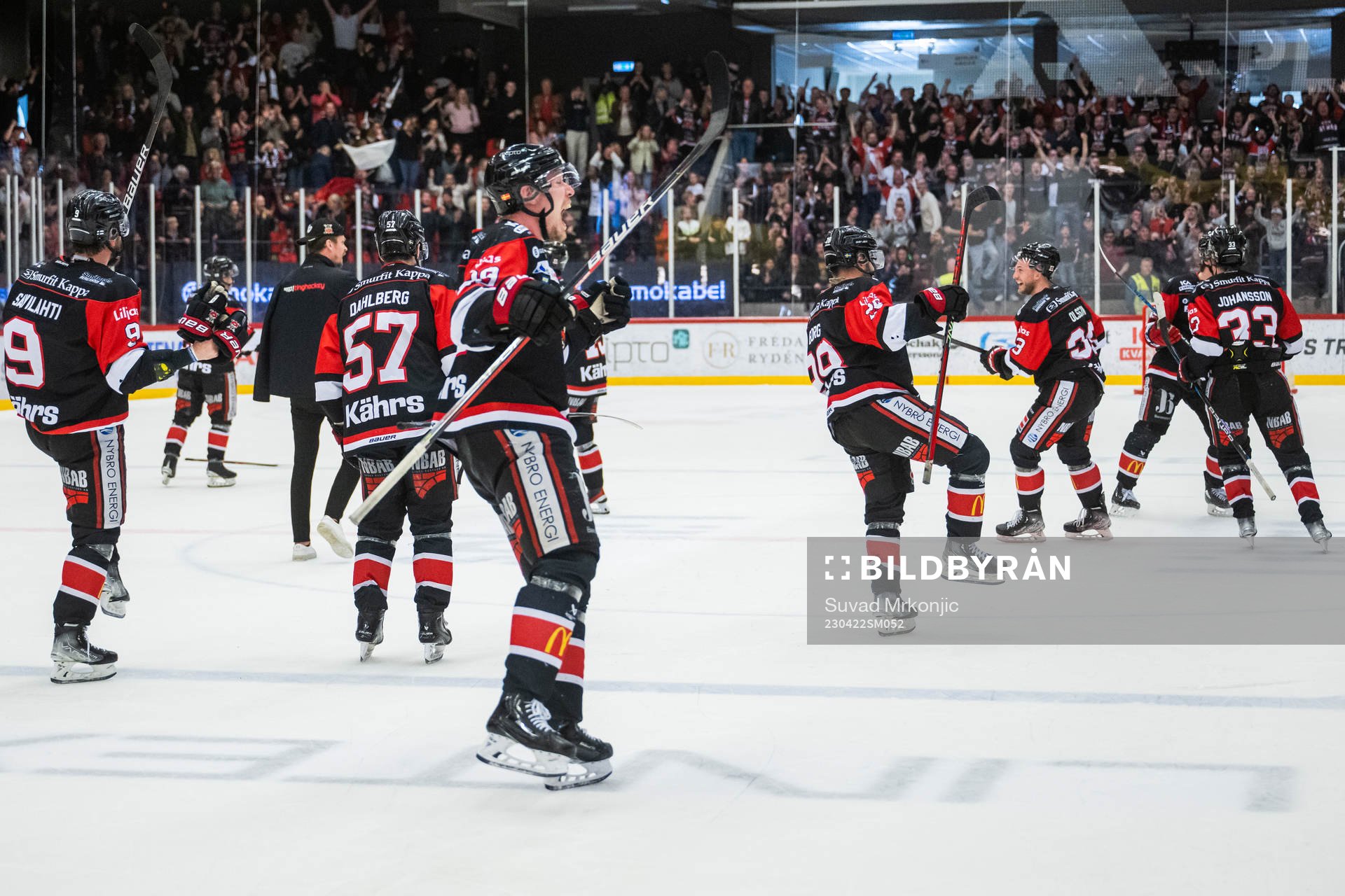 Nybros spelare jublar