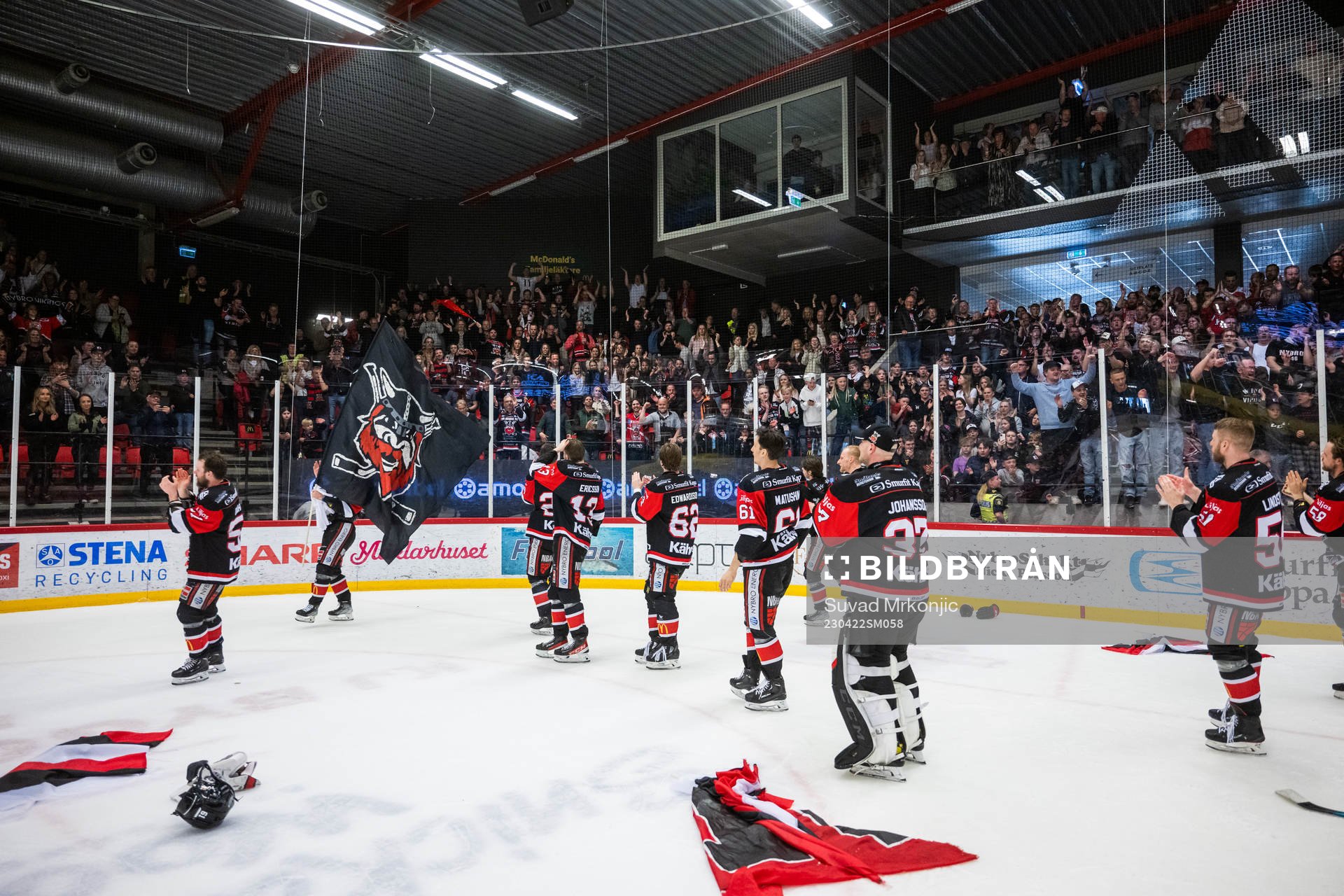 Nybros spelare jublar