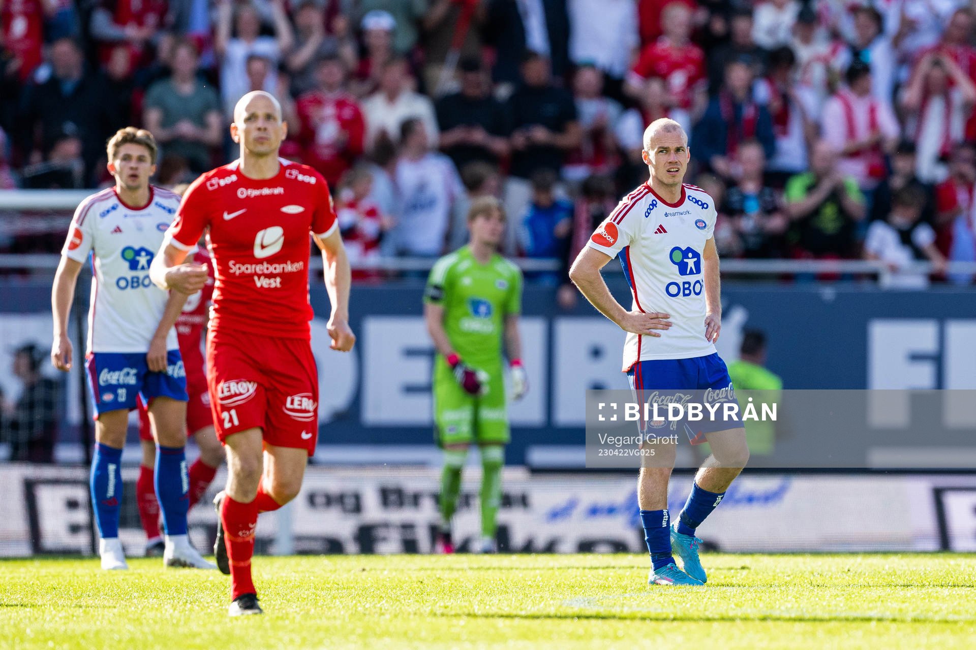 Petter Strand of Vålerenga looks dejected