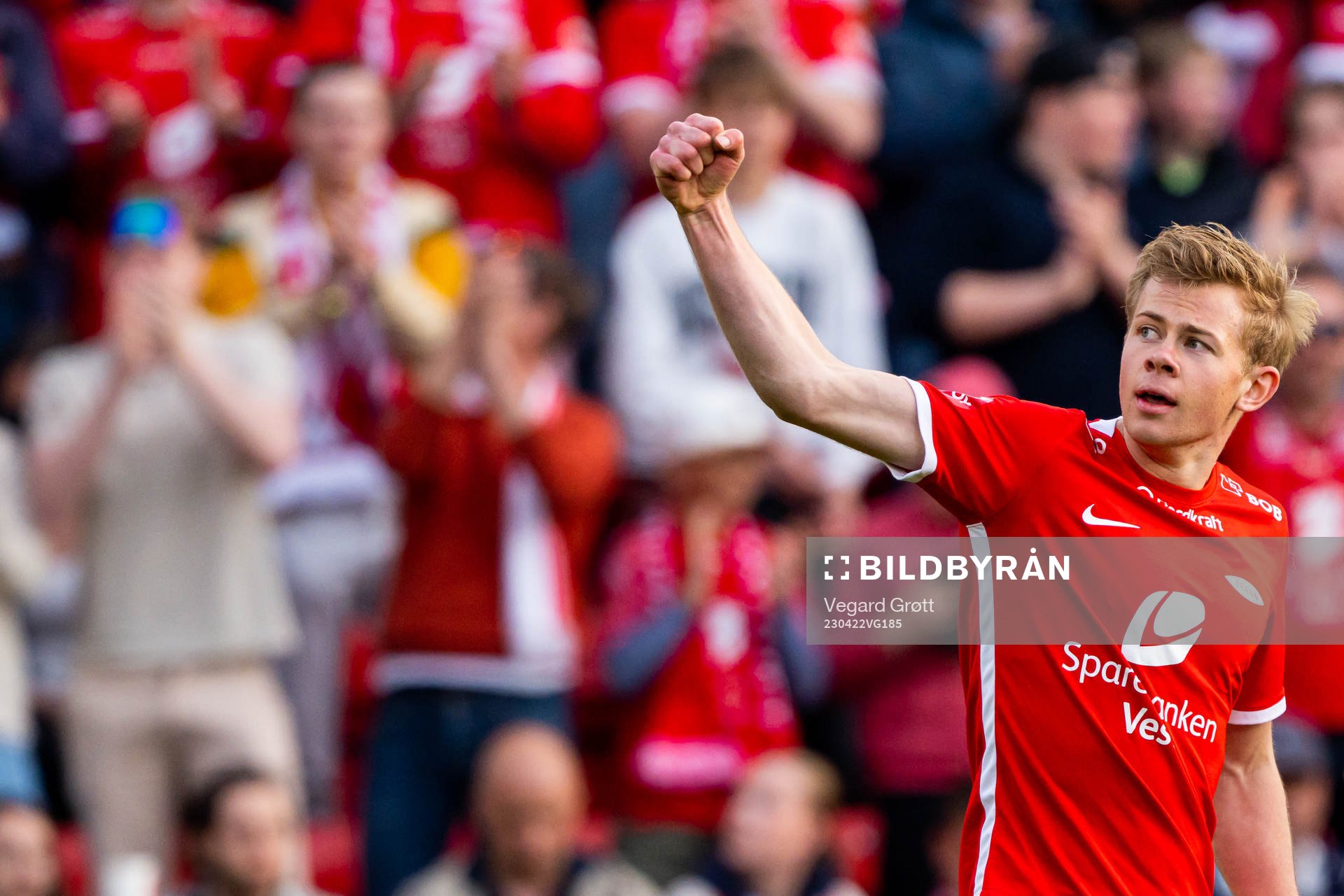 Aune Selland Heggebø of Brann celebrates