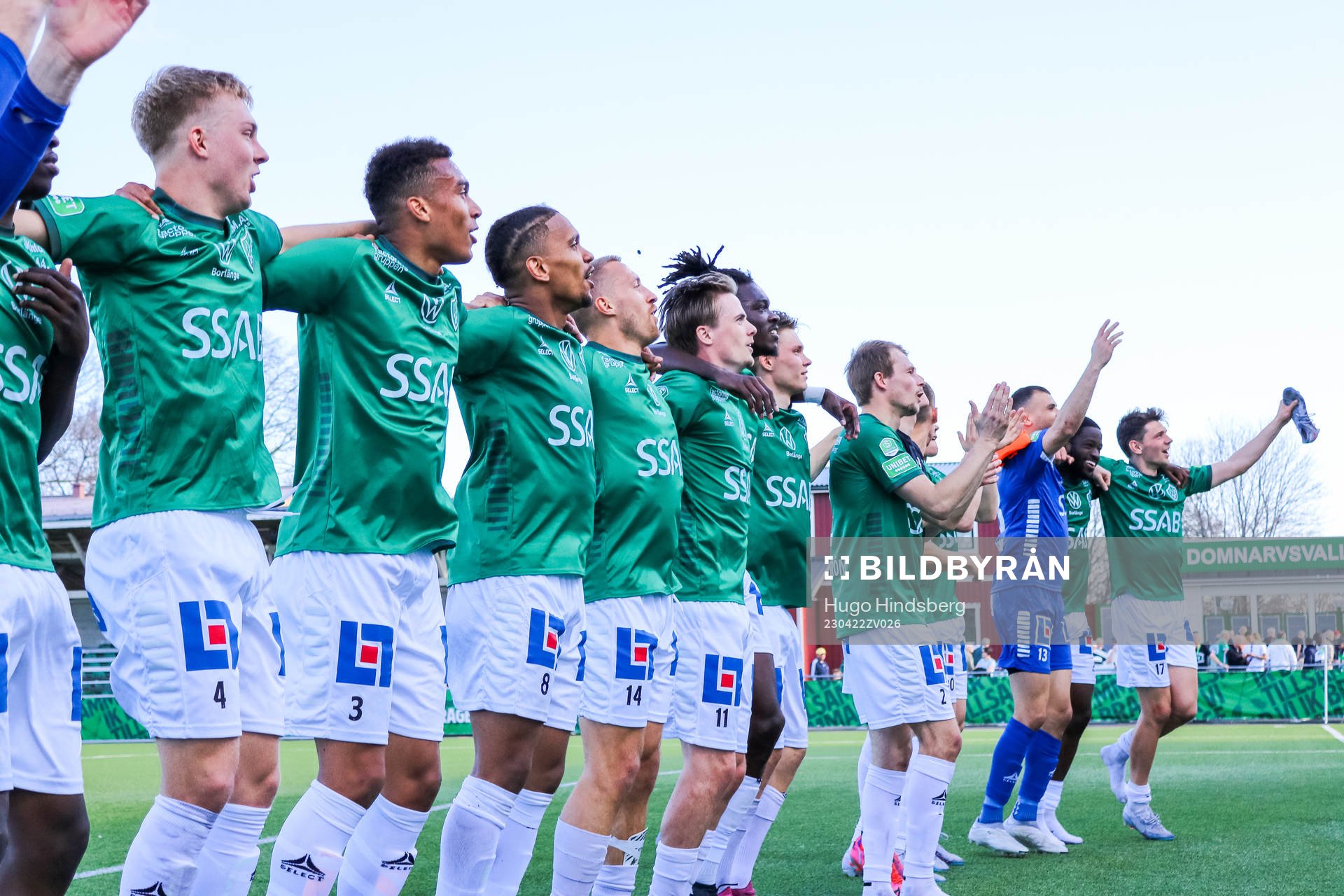 Brages Malte Persson, Eirik Asante Gayi, Seth Hellberg , Jacob Stensson och Johan Arvidsson jublar efter fotbollsmatchen i Superettan mellan Brage och Helsingborg den 22 april 2023 i Borlänge.