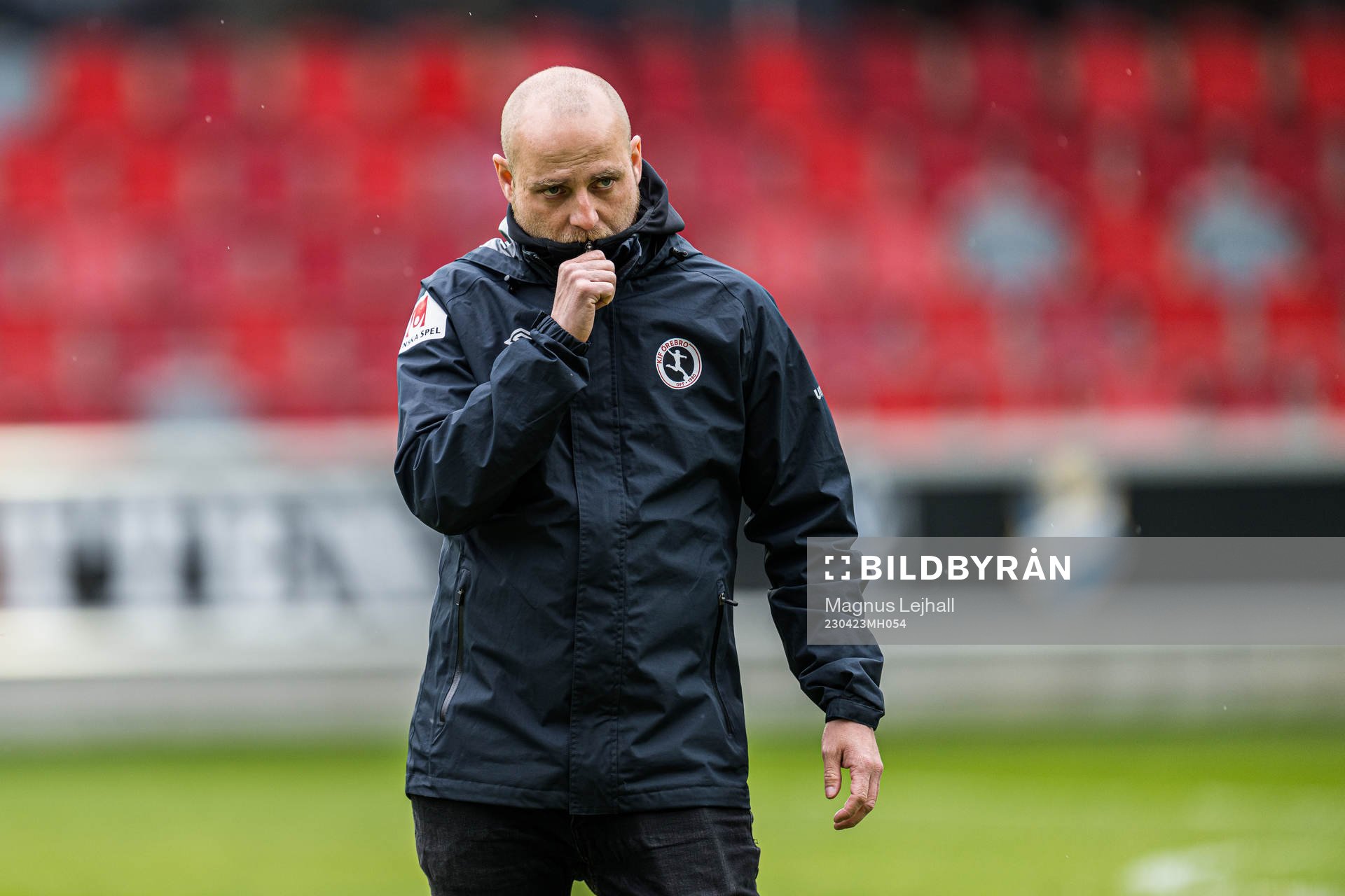 Örebros tränare Rickard Johansson deppar