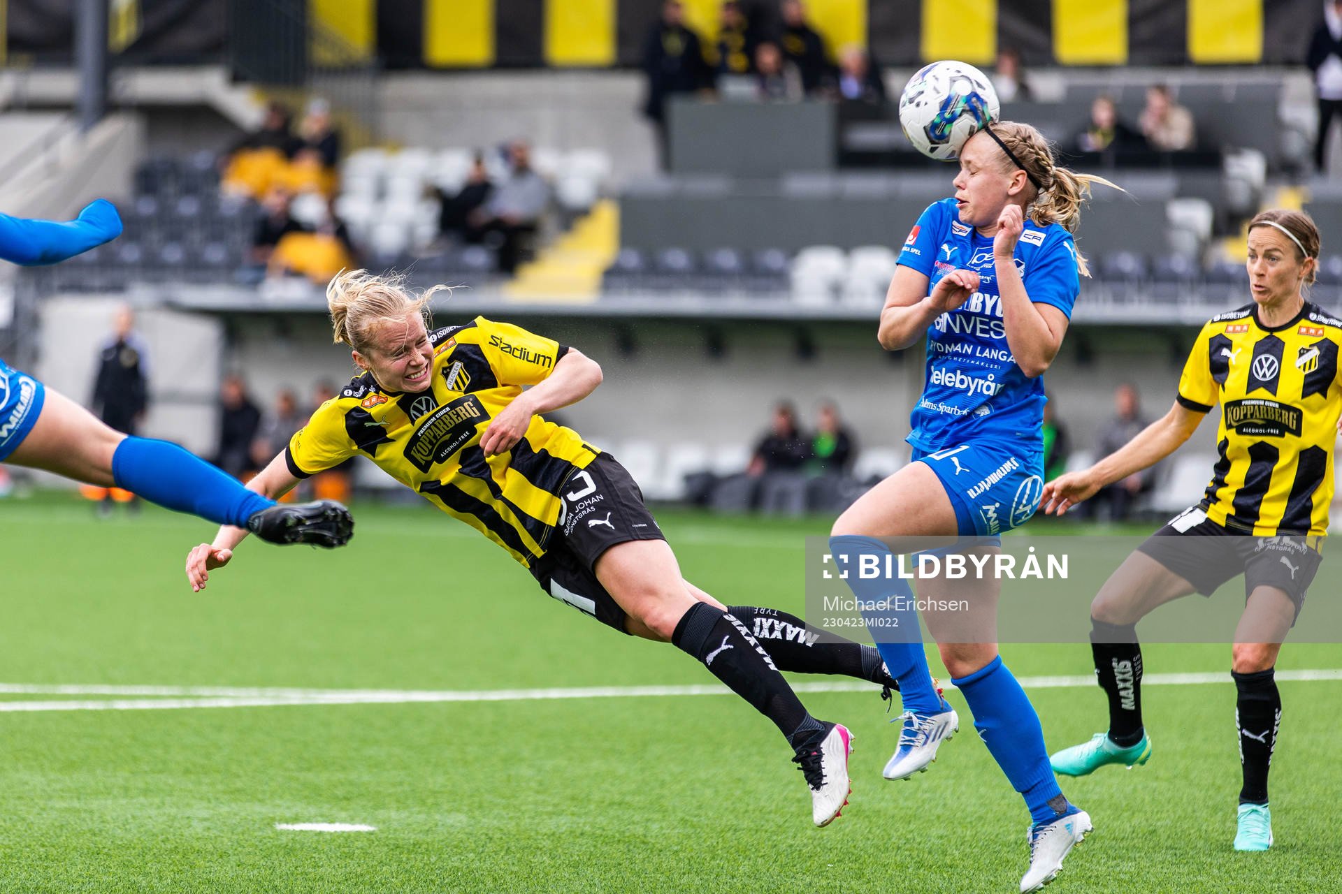 Häckens Julie Blakstad