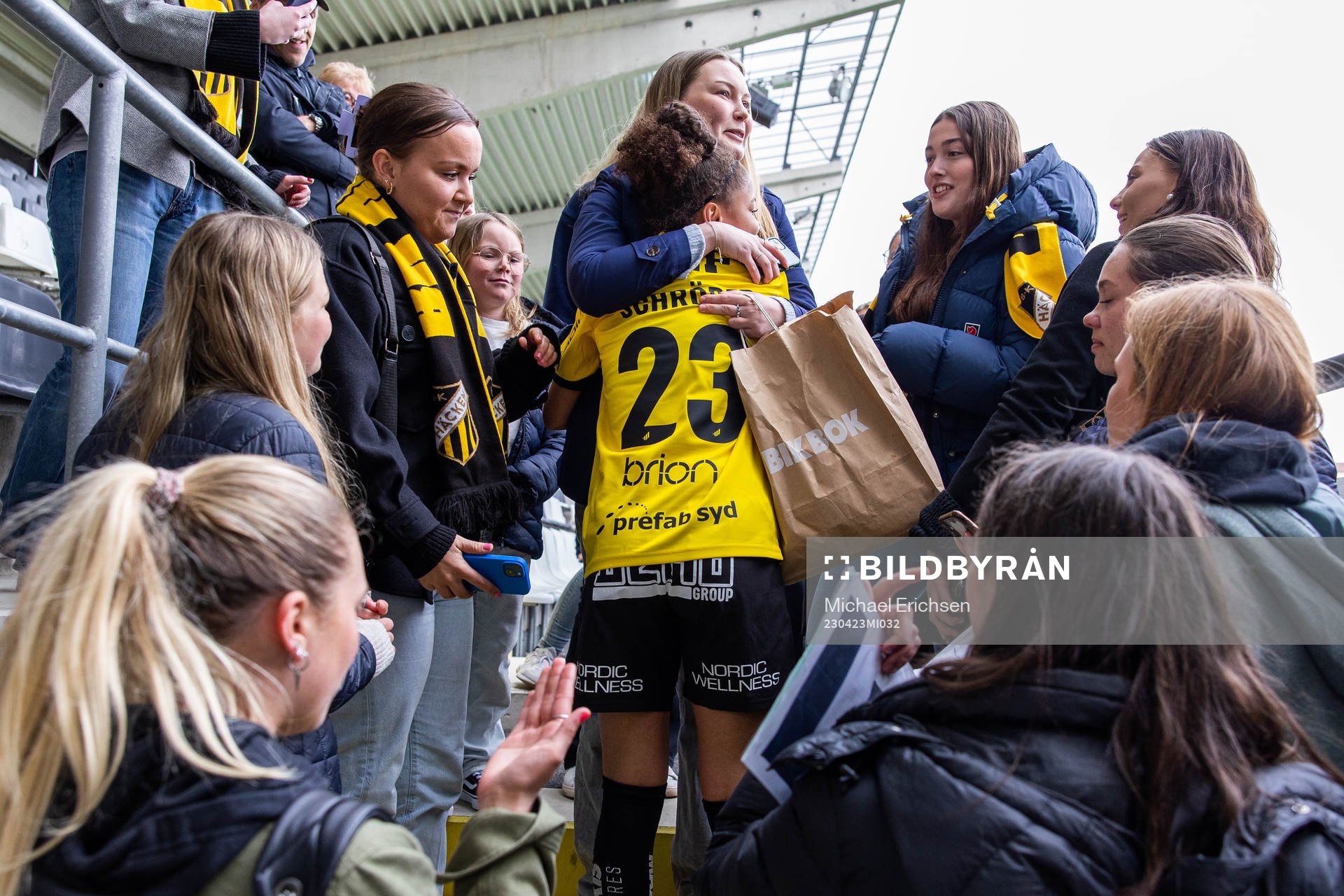 Häckens Felicia Schröder efter fotbollsmatchen i Damallsvenskan mellan Häcken och Kalmar den 23 april 2023 i Göteborg. 