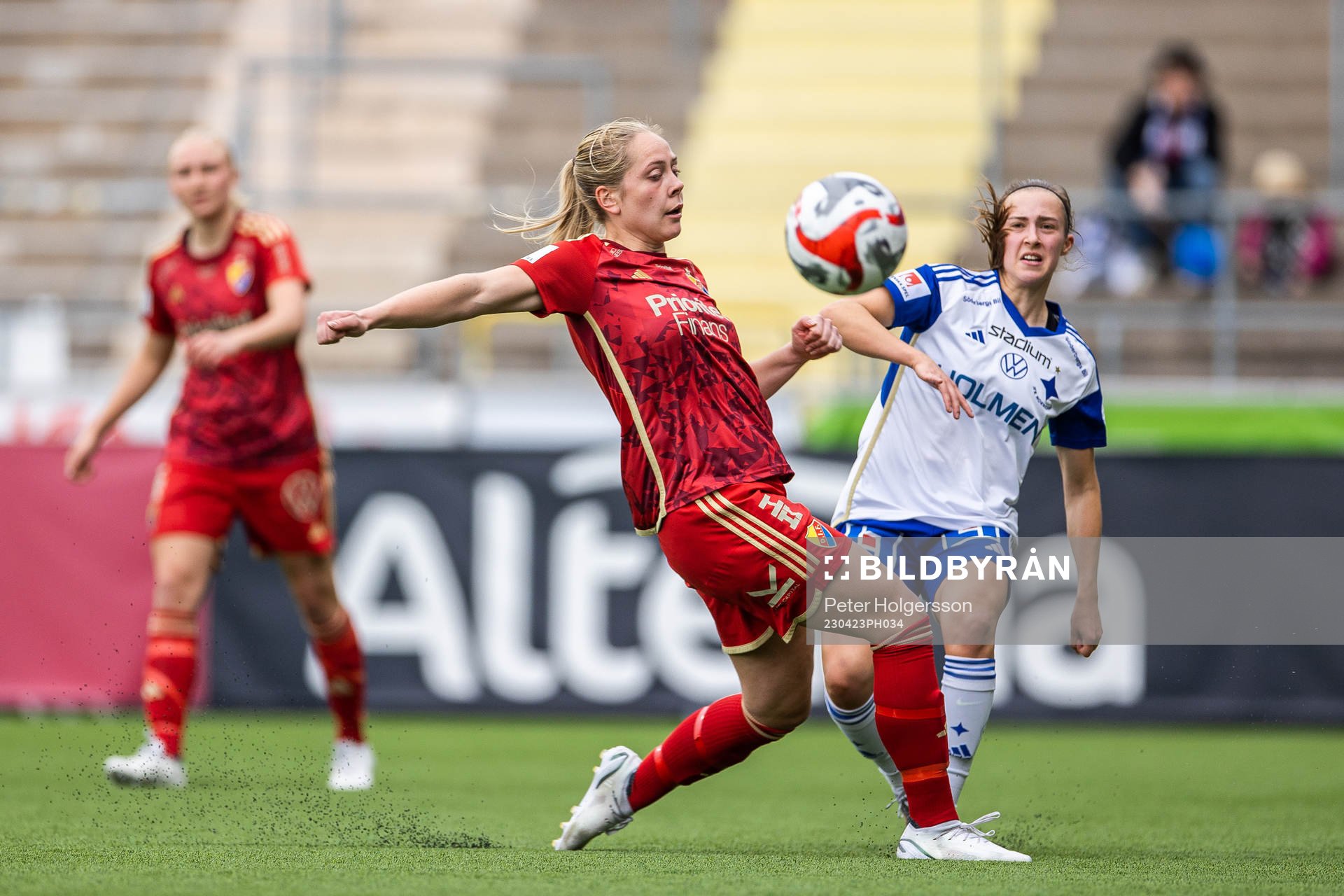 Djurgårdens Alice Bergström och IFK Norrköpings Sabina