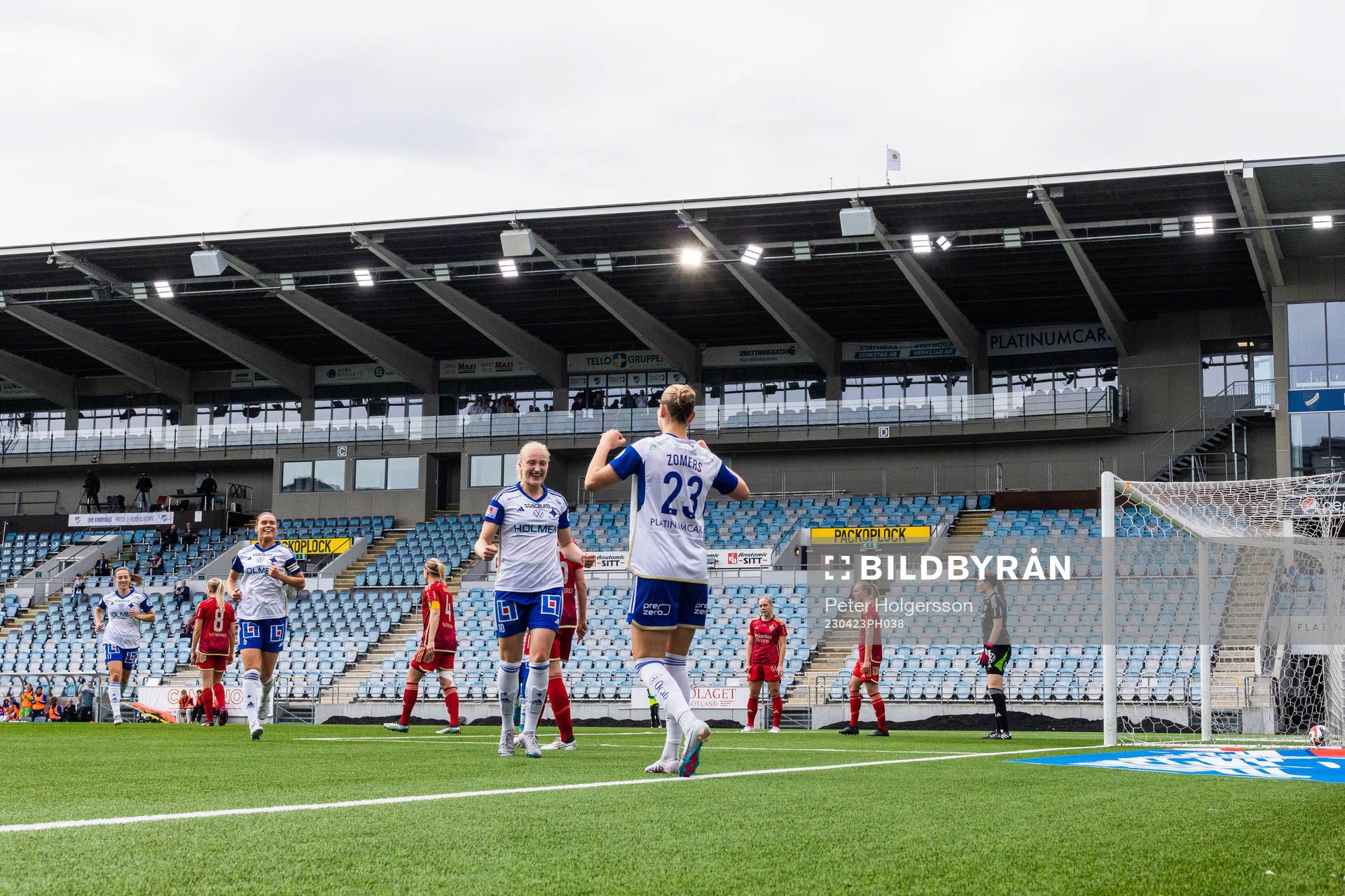 IFK Norrköpings My Cato, Wilma Leidhammar och Diljá Ýr