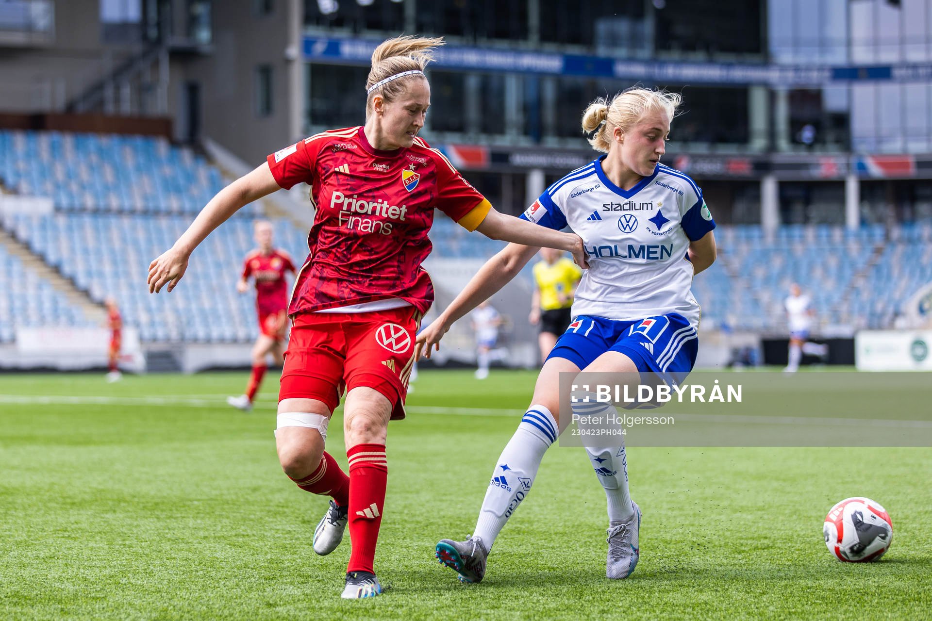 Djurgårdens Sanna Kullberg och IFK Norrköpings Wilma