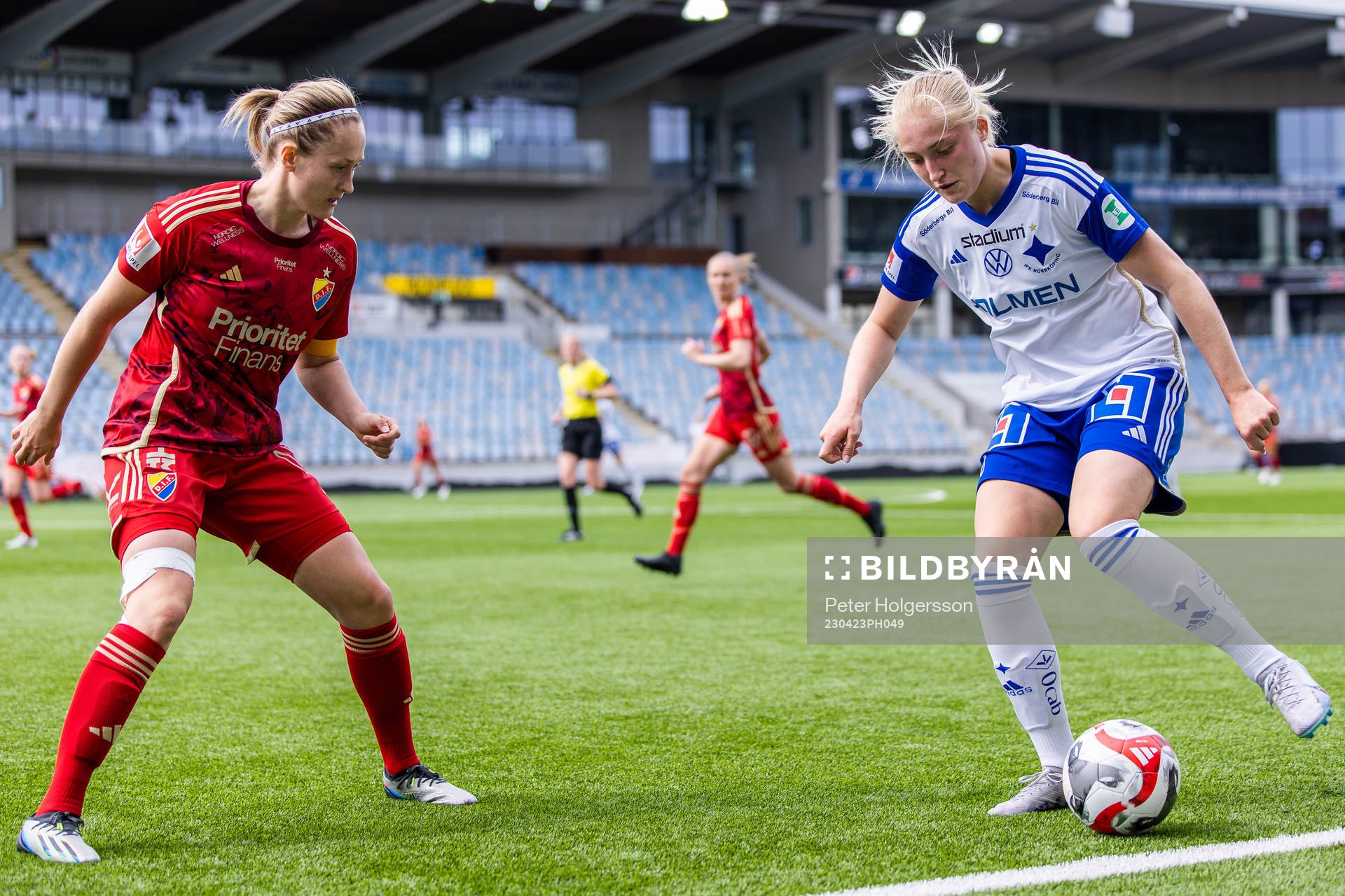 Djurgårdens Sanna Kullberg och IFK Norrköpings Wilma