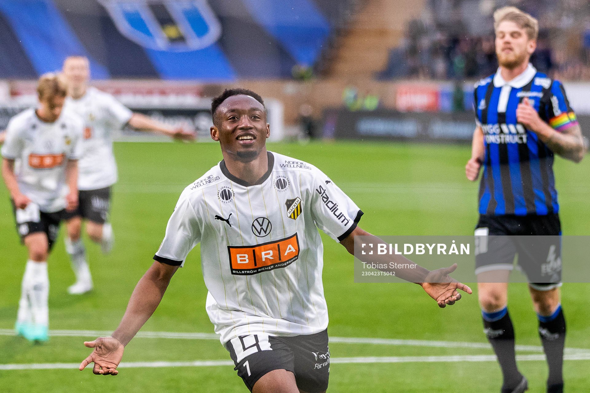 Häckens Benie Adama Traore jublar