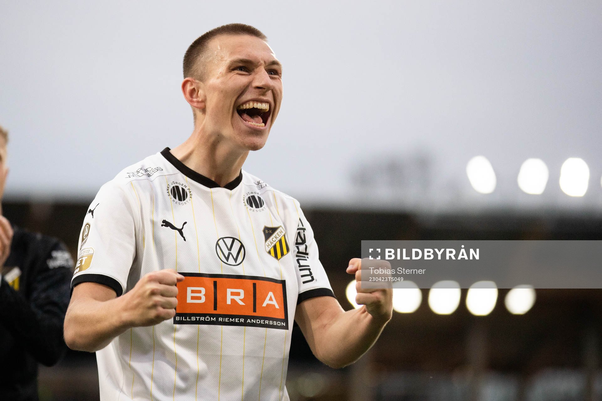 Häckens Kristoffer Lund Hansen jublar
