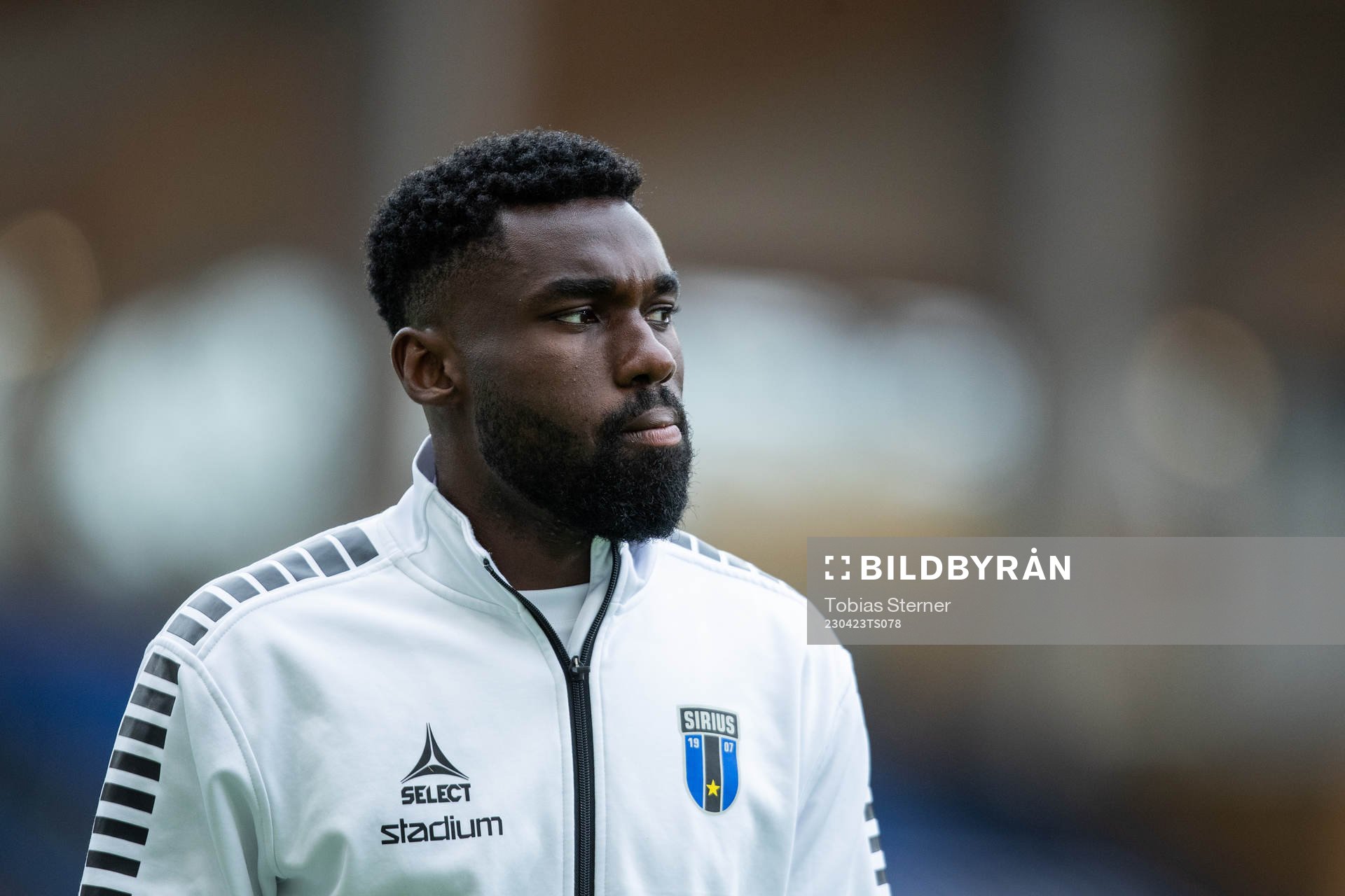 Sirius Patrick Nwadike inför fotbollsmatchen i Allsvenskan mellan Sirius och Häcken den 23 april 2023 i Uppsala. 