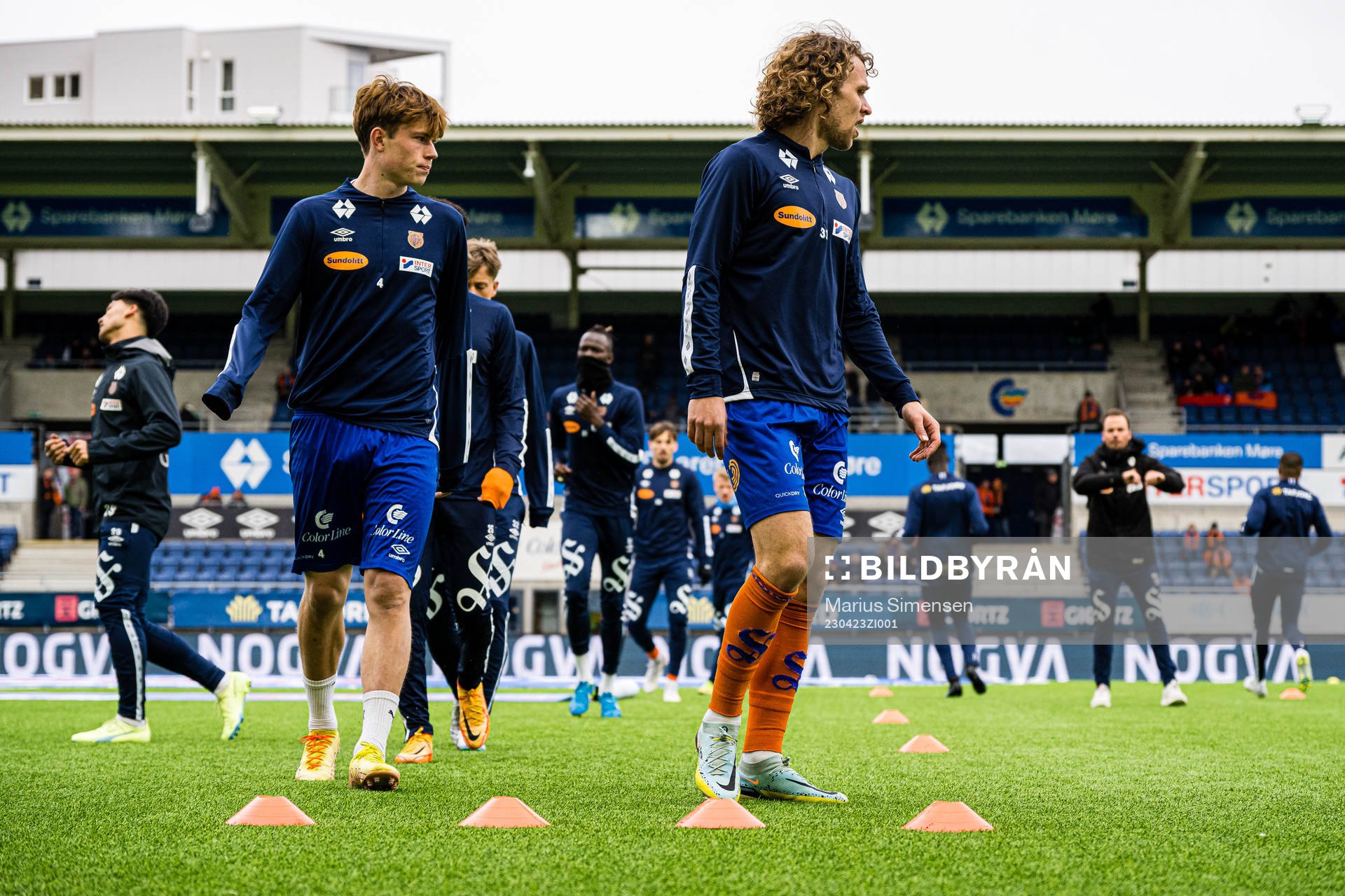 Nikolai Hopland and Alexander Munksgaard of Aalesund warms