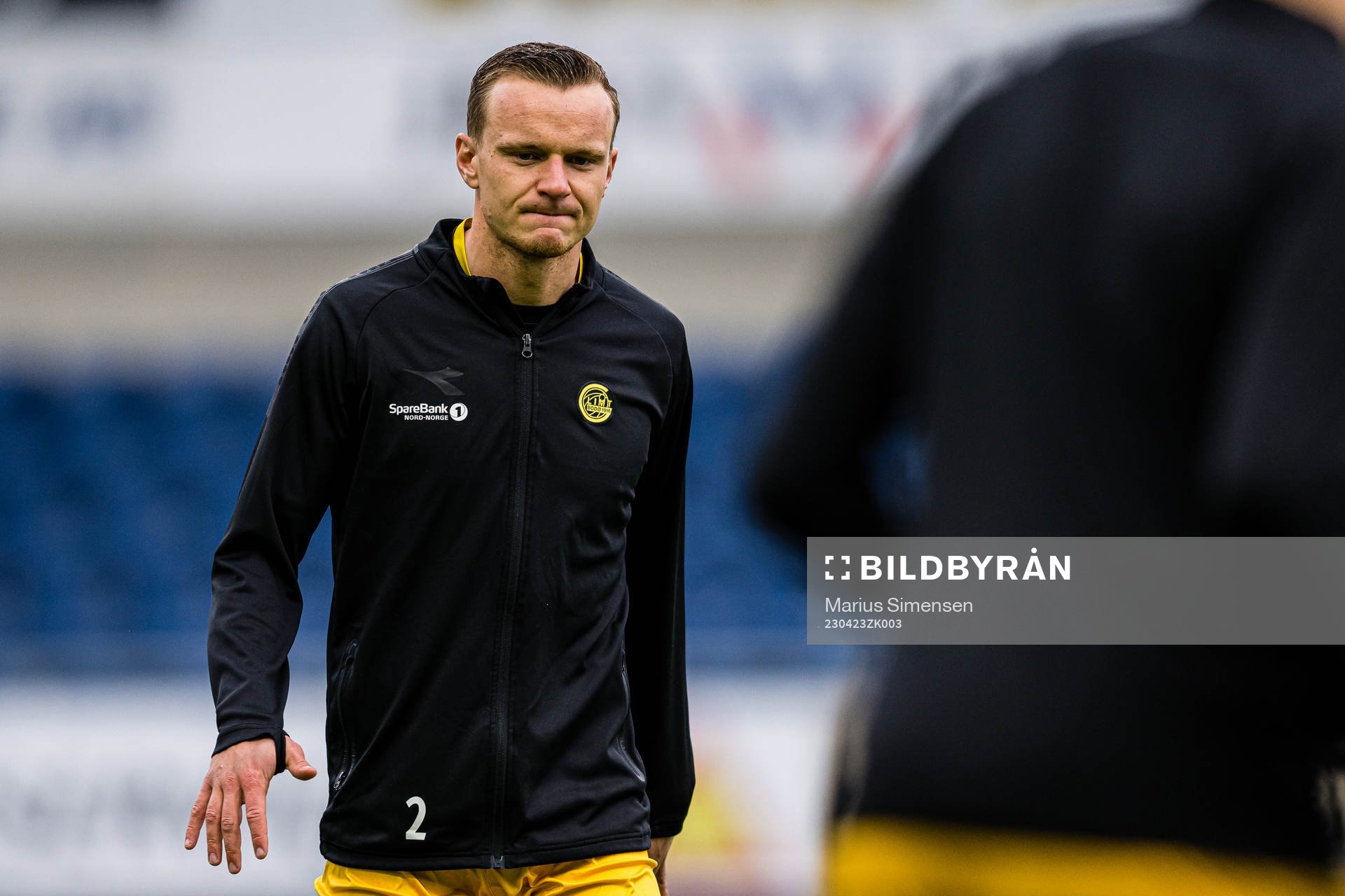 Marius Lode of Bodø/Glimt warms up